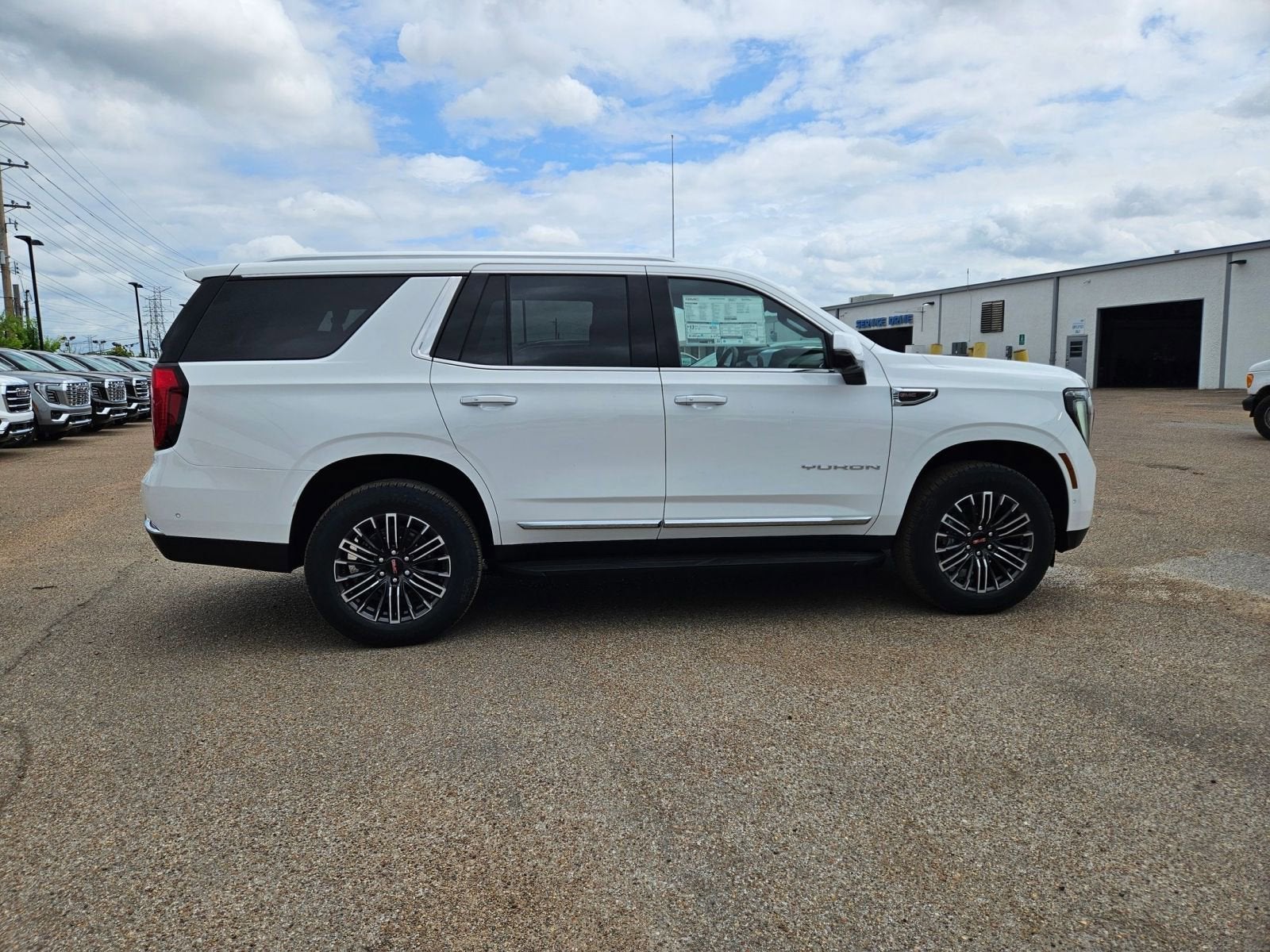 2026 GMC Yukon Elevation