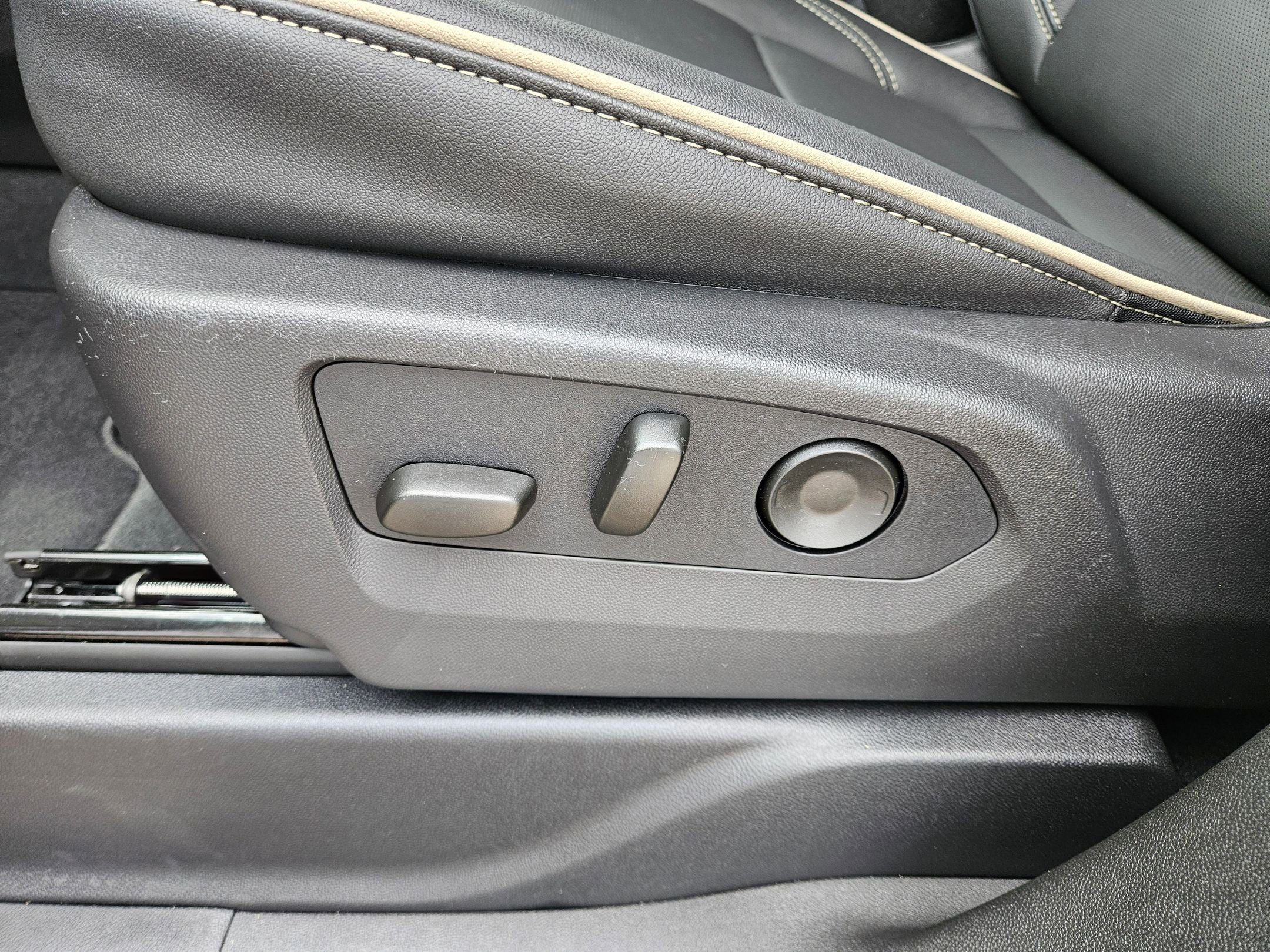 2026 GMC Yukon Elevation - Photo 22