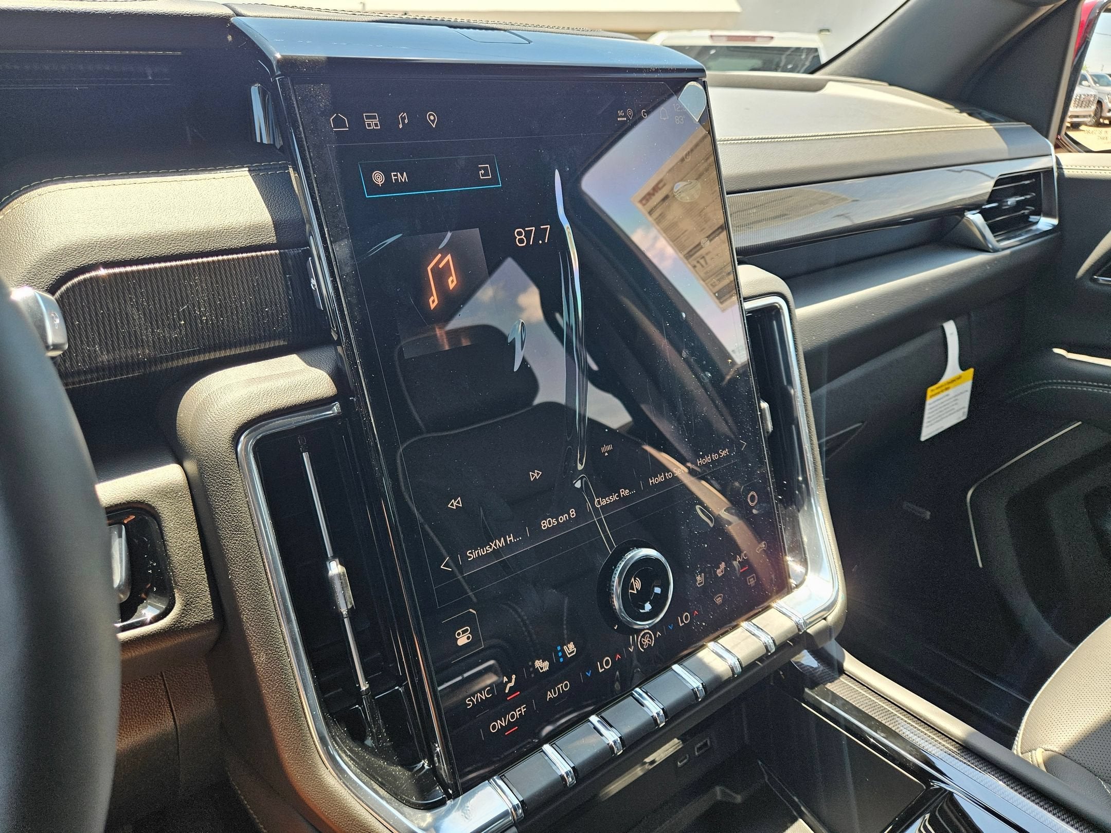 2026 GMC Yukon Elevation - Photo 18