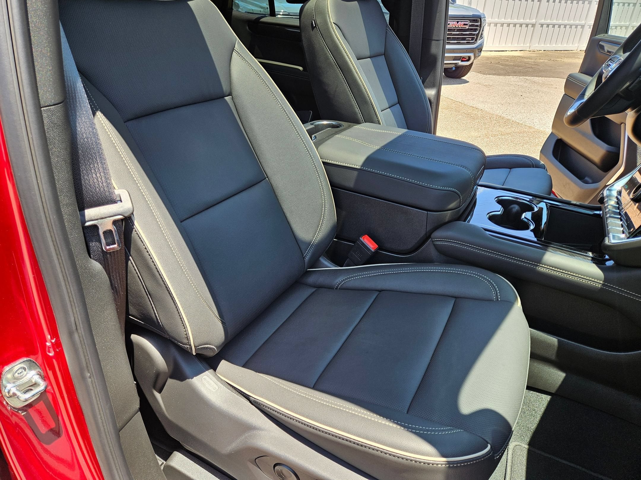 2026 GMC Yukon Elevation - Photo 32