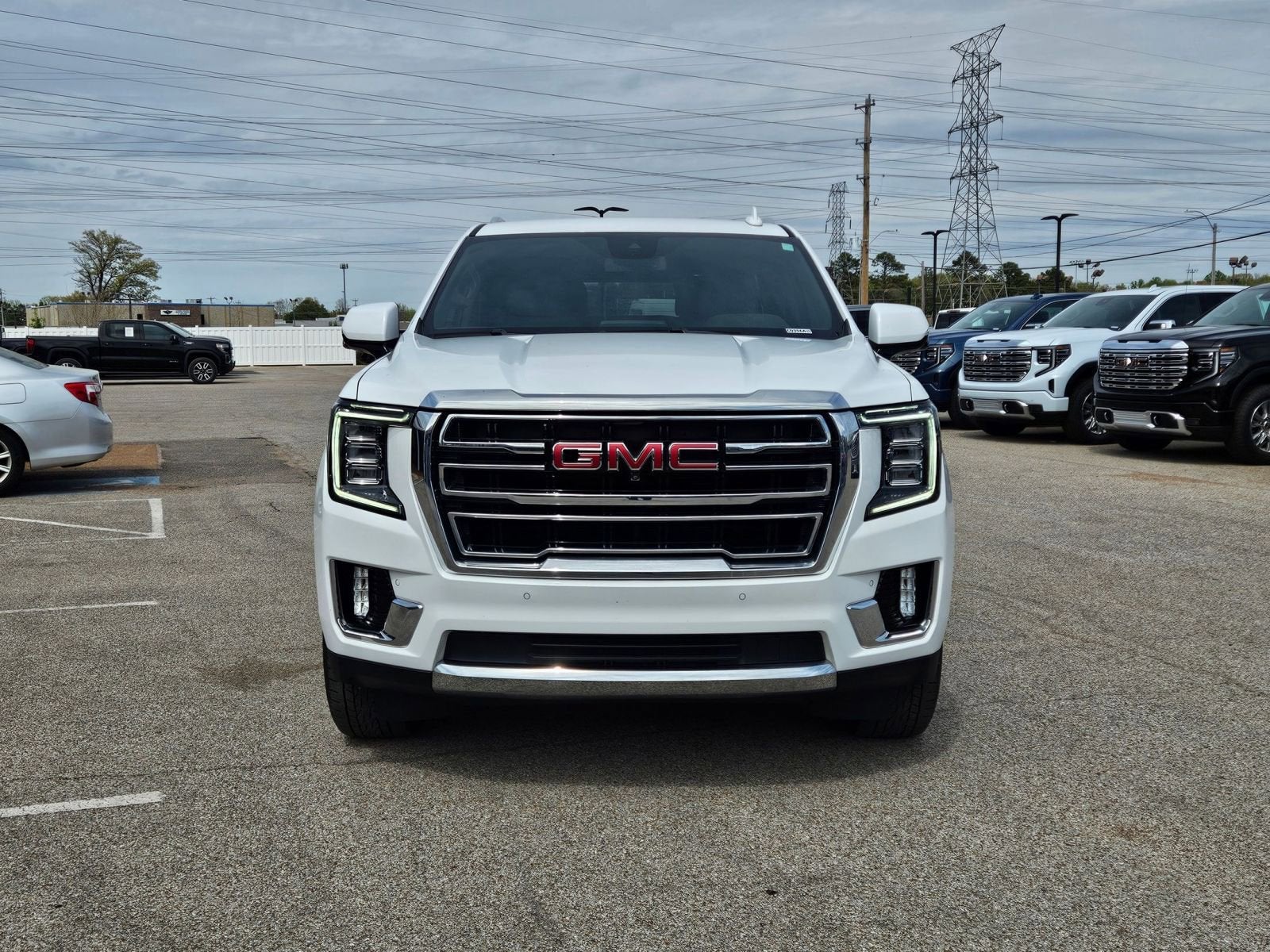 2024 GMC Yukon SLT