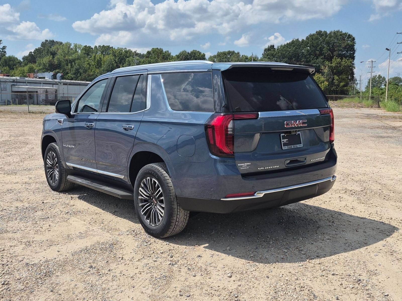 2026 GMC Yukon Elevation