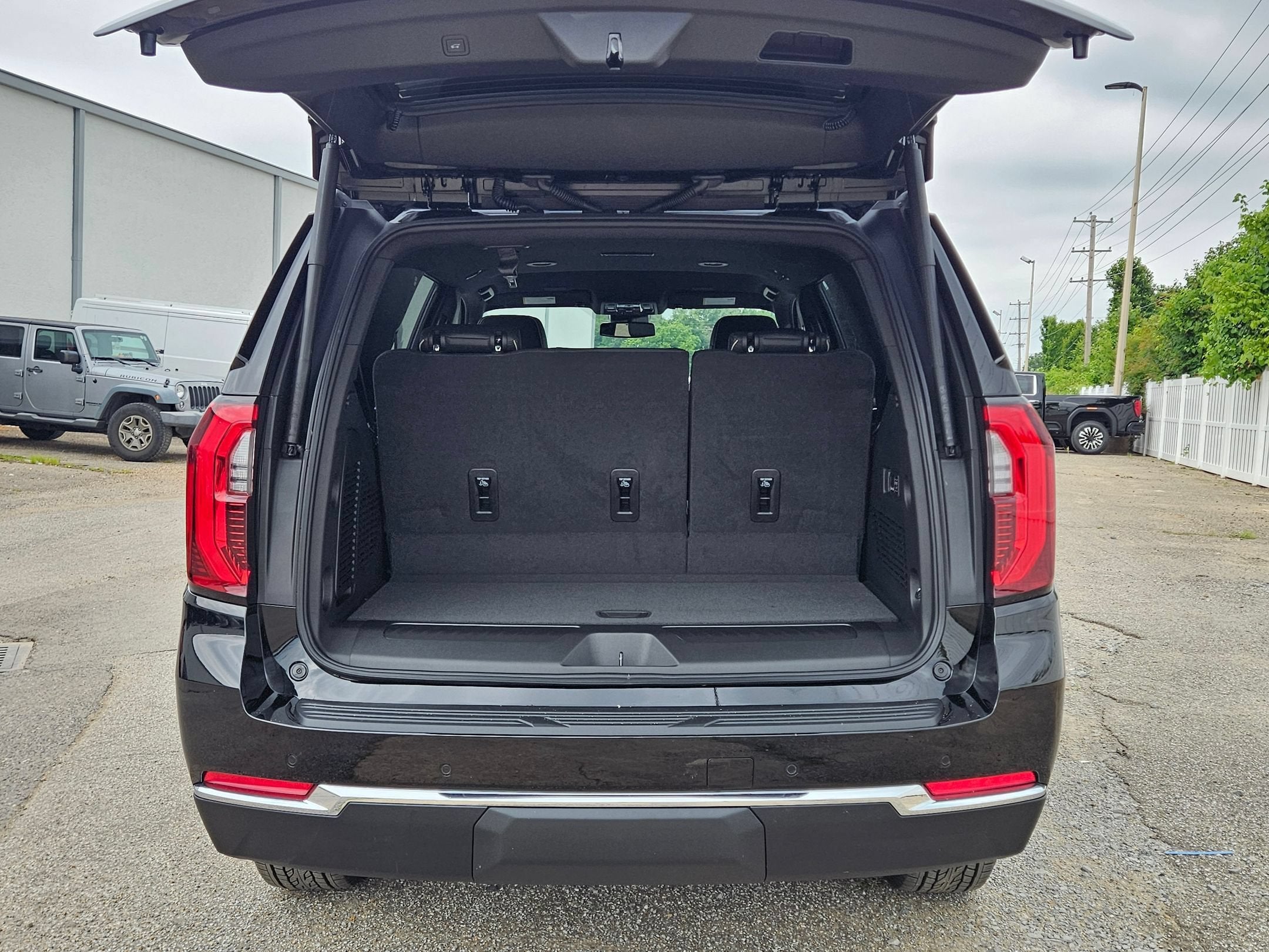 2026 GMC Yukon Elevation