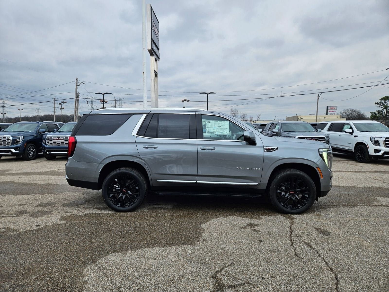 2026 GMC Yukon Elevation