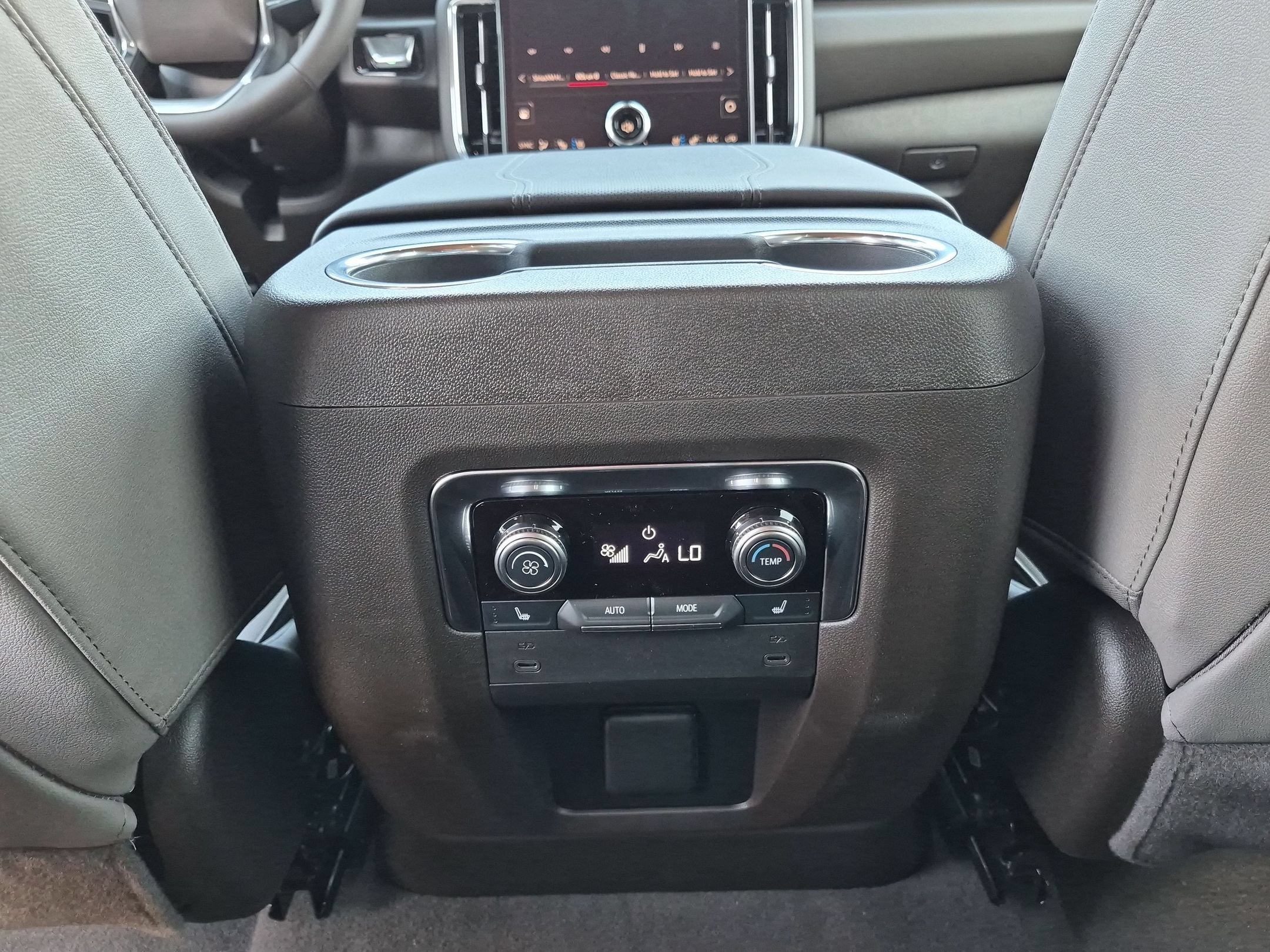 2027 GMC Yukon Elevation