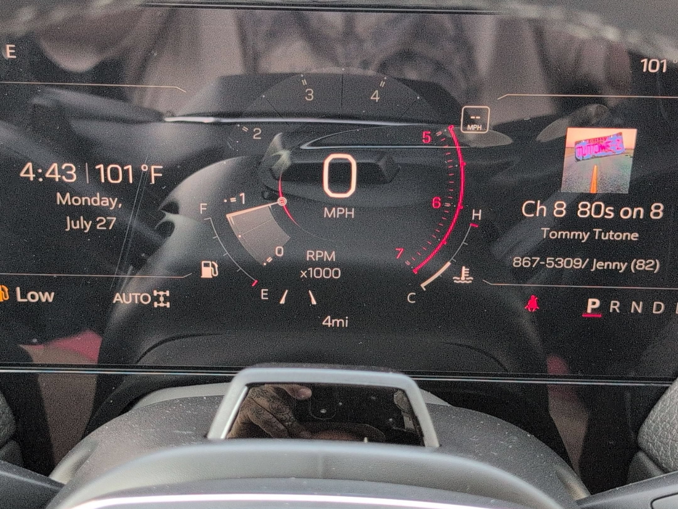 2026 GMC Yukon Denali - Photo 23