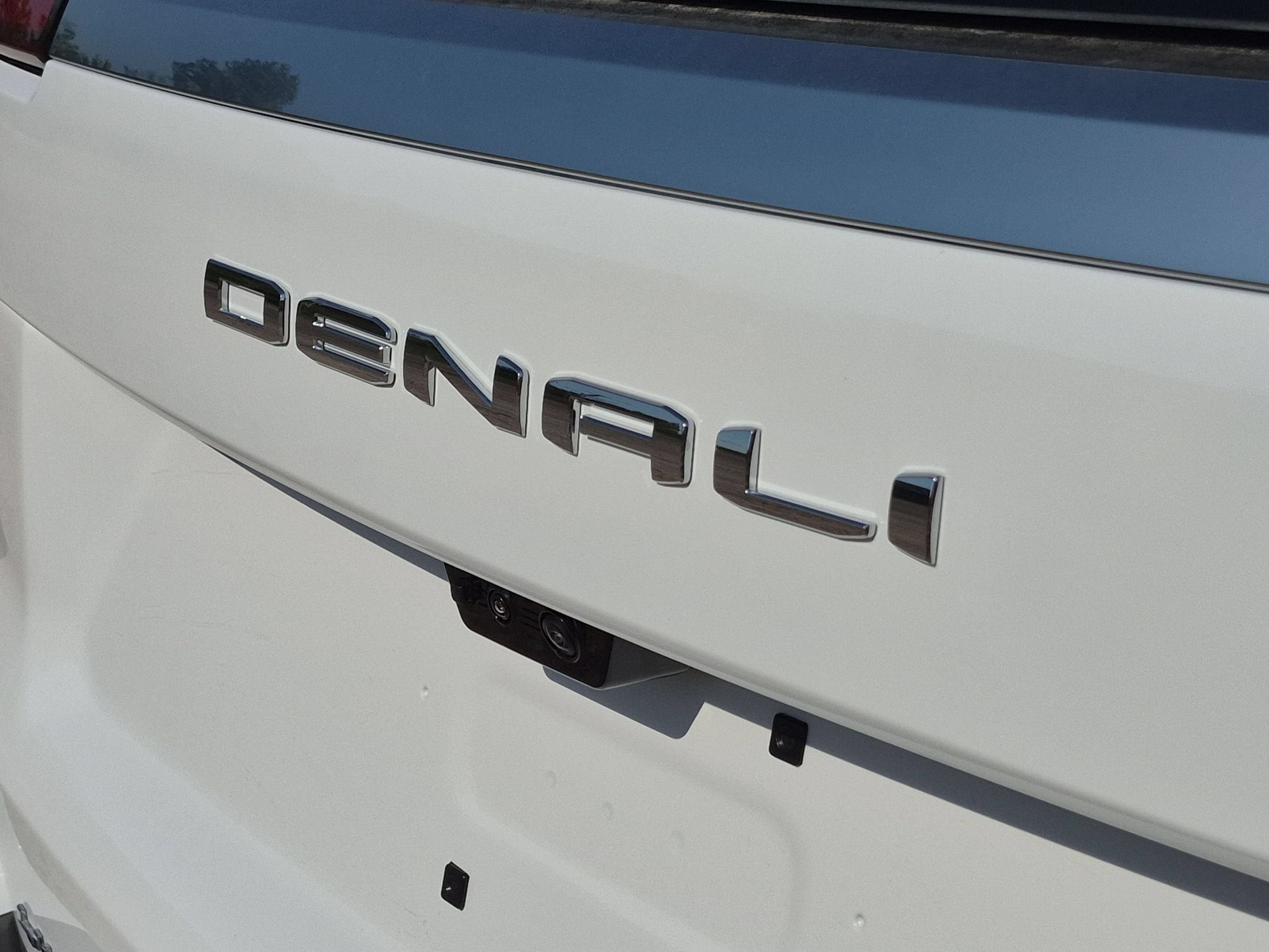 2027 GMC Yukon Denali