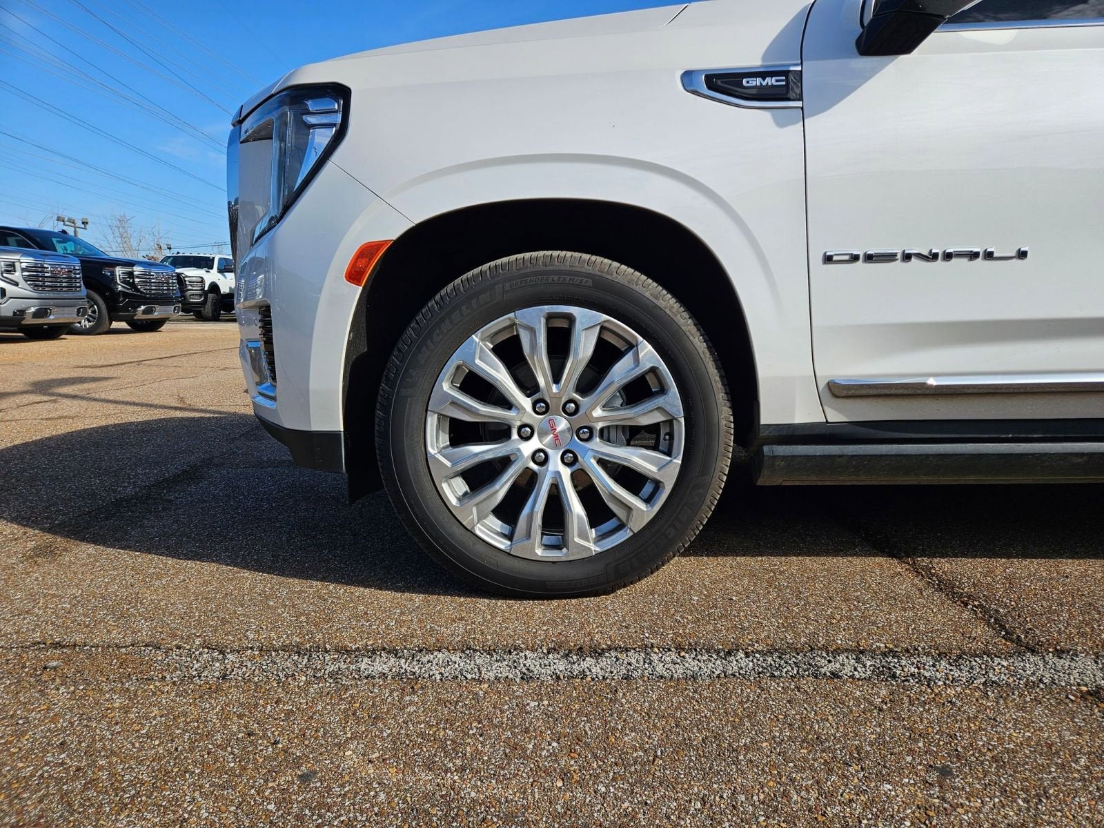 2023 GMC Yukon Denali