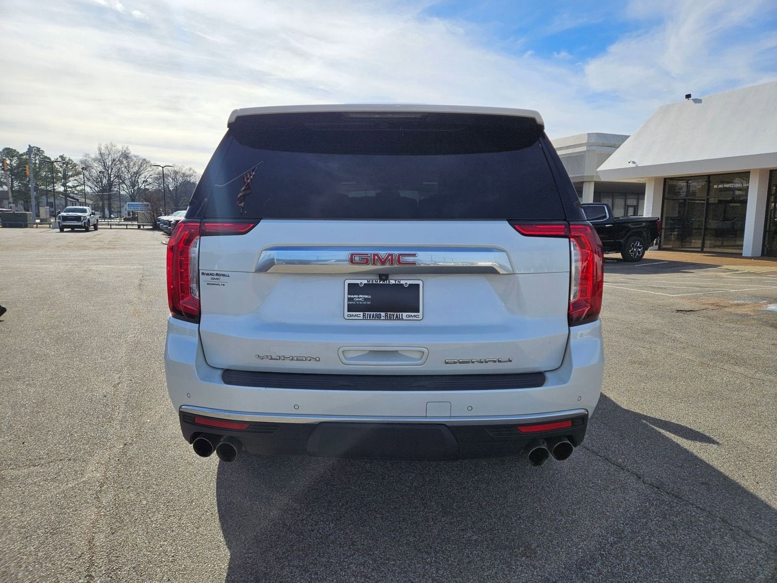 2023 GMC Yukon Denali