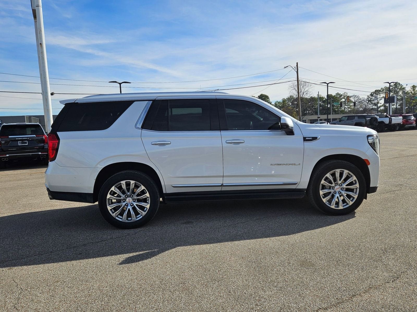 2023 GMC Yukon Denali