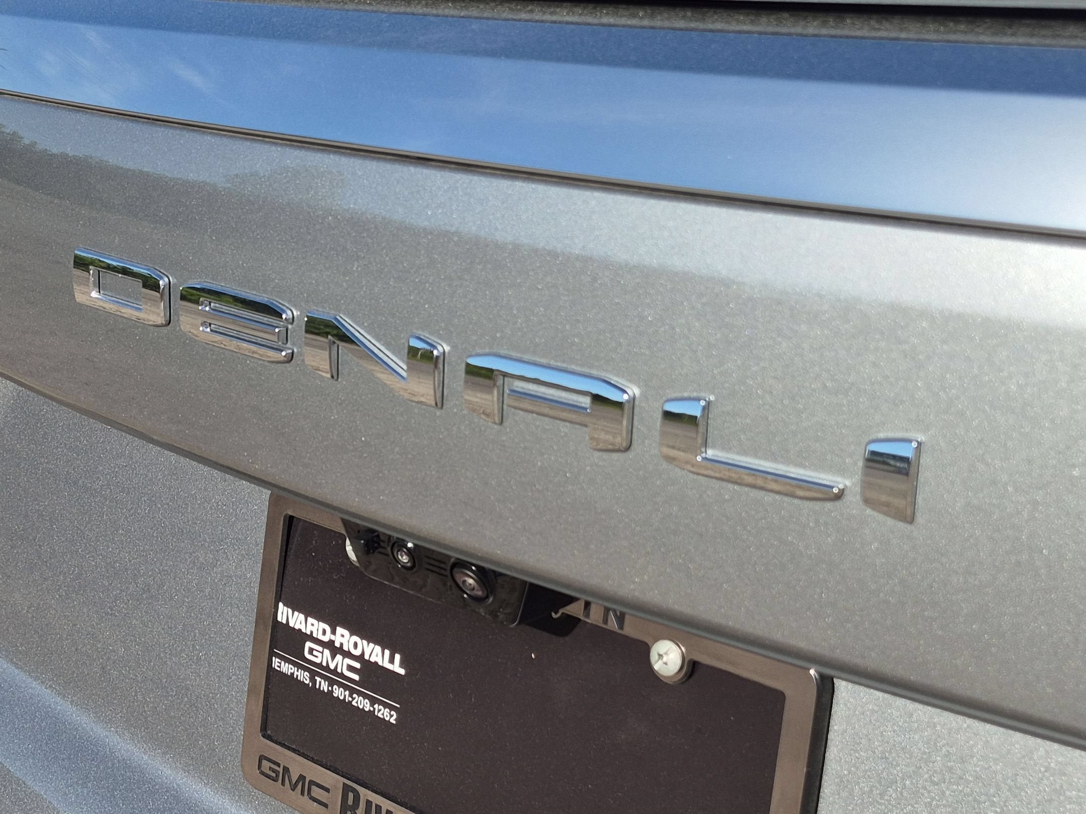 2027 GMC Yukon Denali - Photo 35