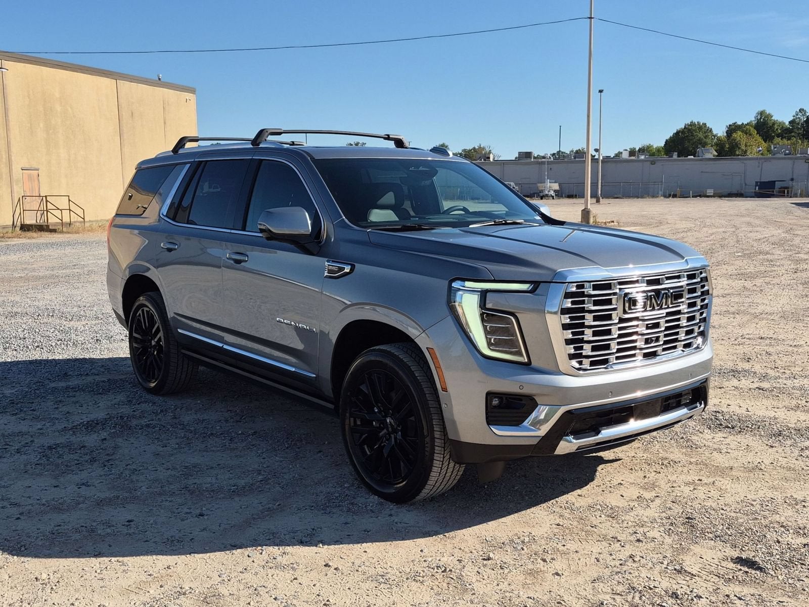 2027 GMC Yukon Denali - Photo 8
