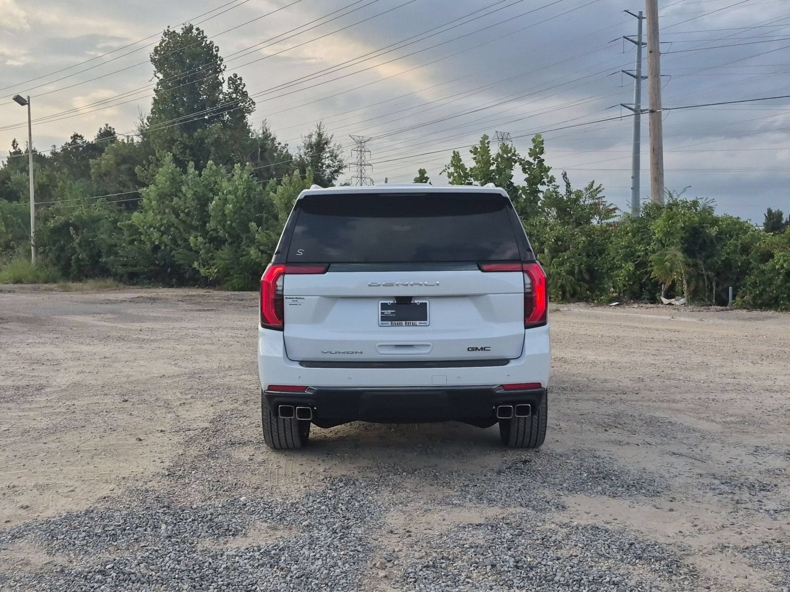 2027 GMC Yukon Denali Ultimate