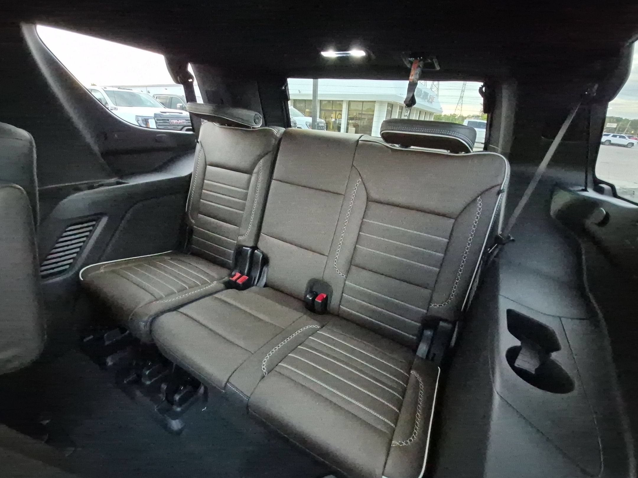 2027 GMC Yukon Denali Ultimate
