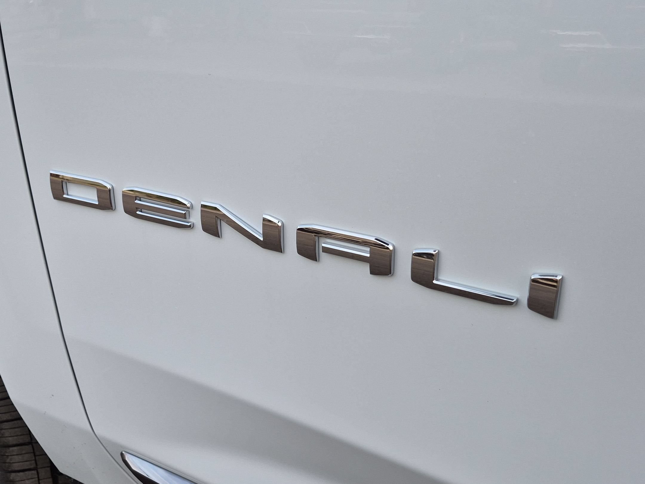 2027 GMC Yukon Denali Ultimate
