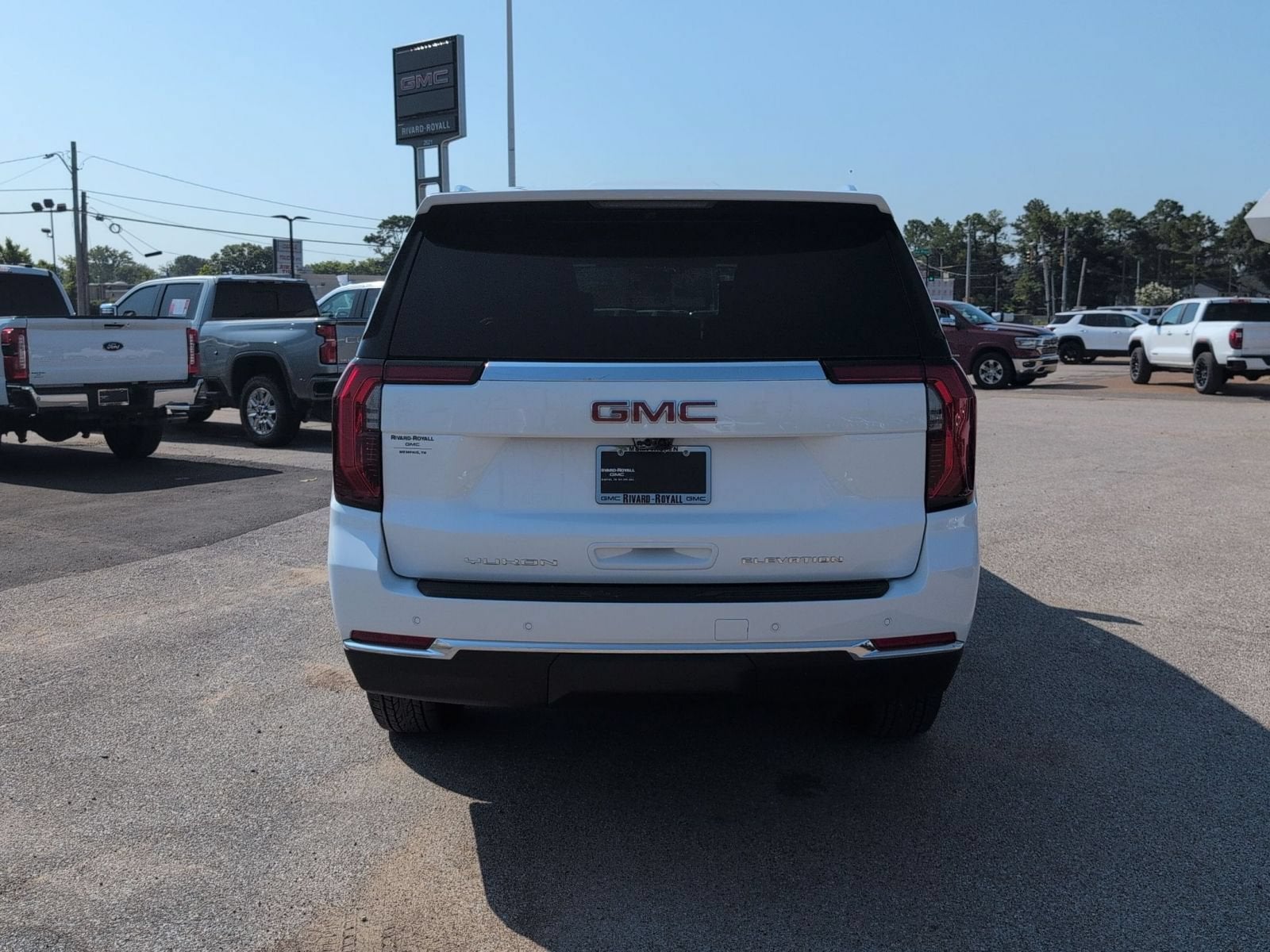 2026 GMC Yukon XL Elevation