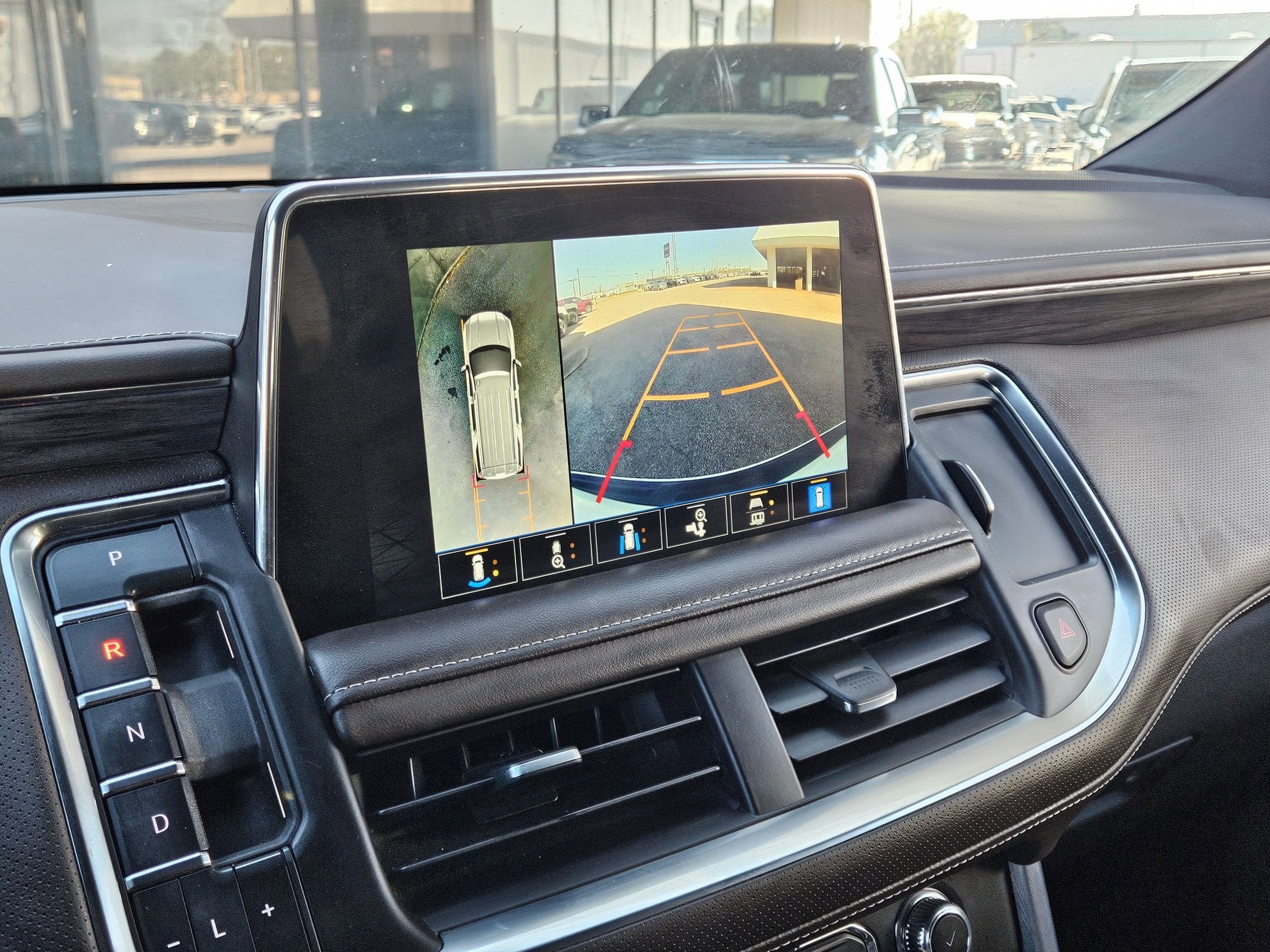 2022 GMC Yukon XL SLT