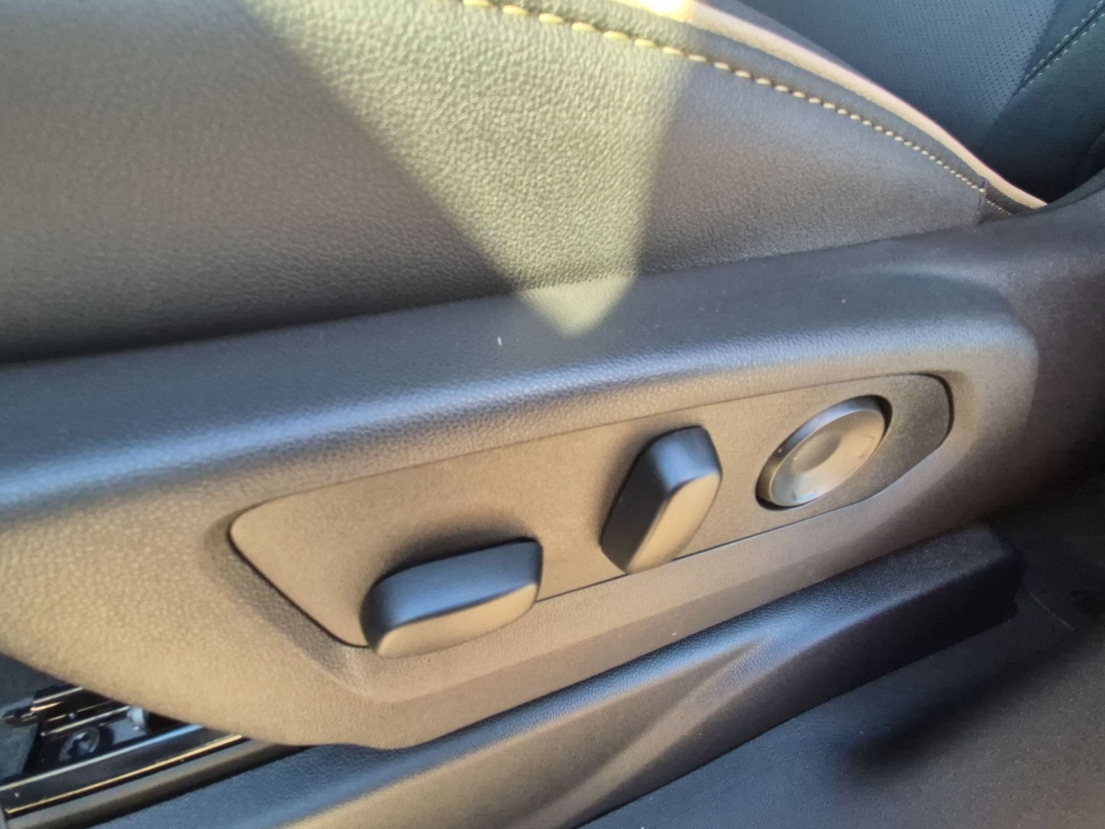 2027 GMC Yukon XL Elevation - Photo 25