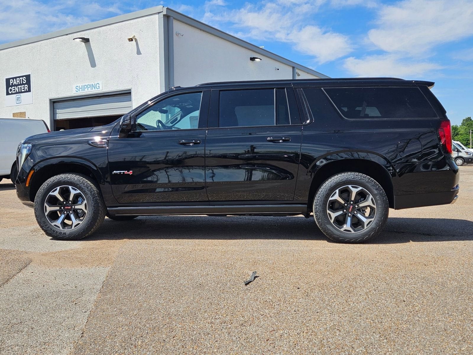 2026 GMC Yukon XL AT4