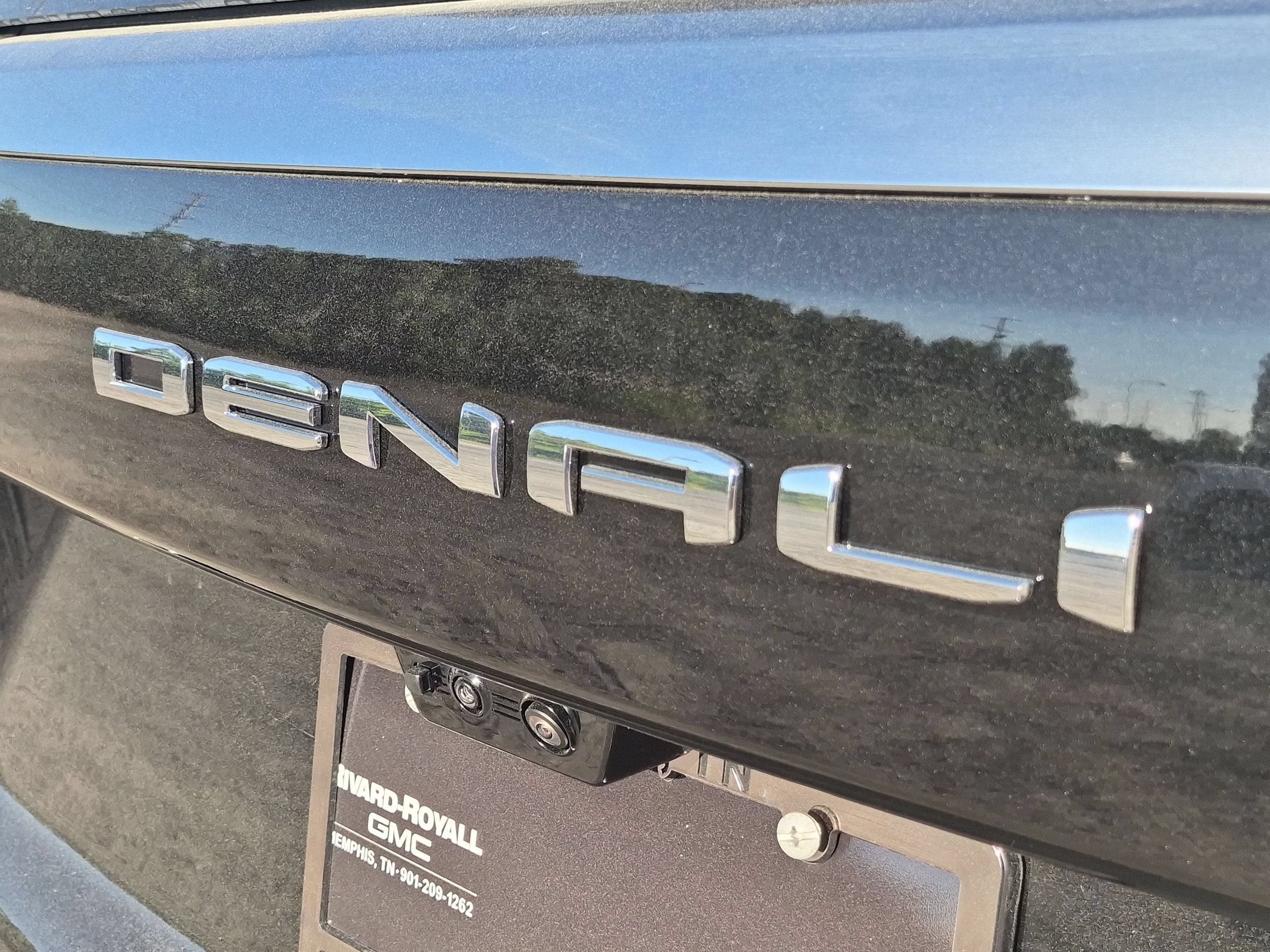 2027 GMC Yukon XL Denali