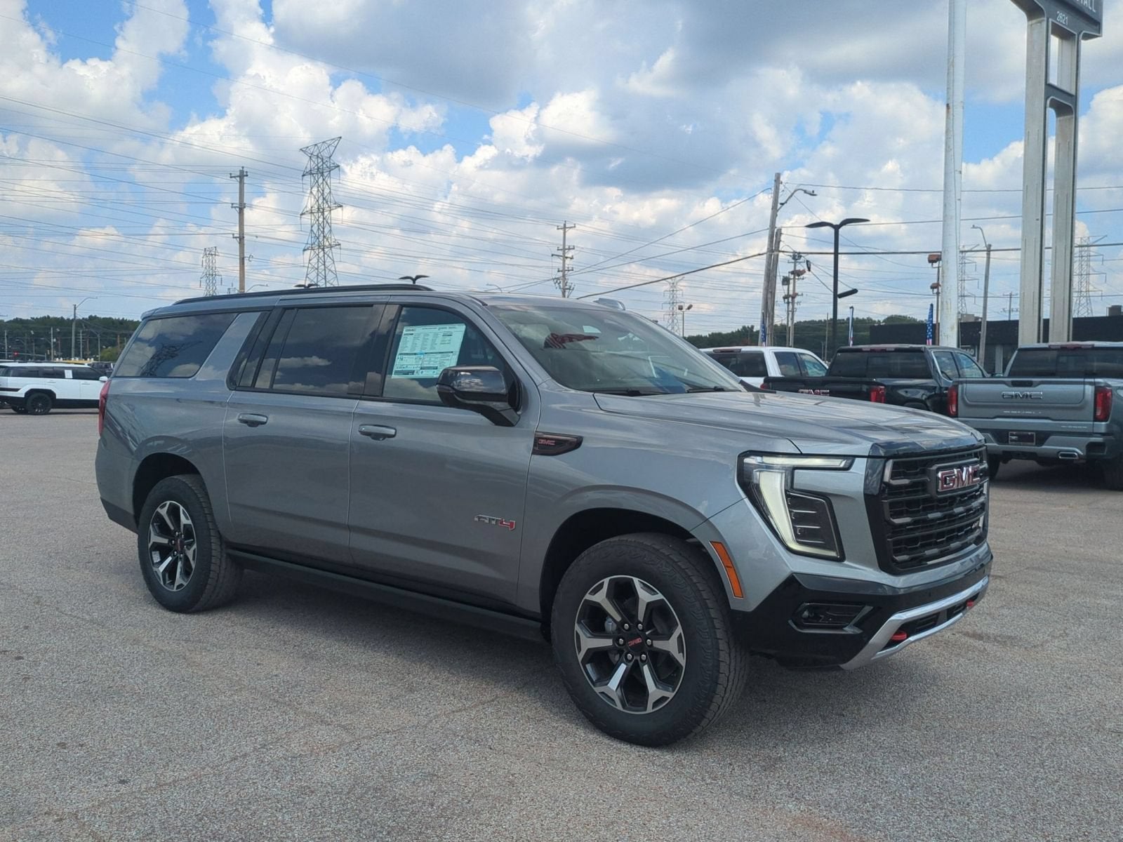 2026 GMC Yukon XL AT4 Ultimate - Photo 8