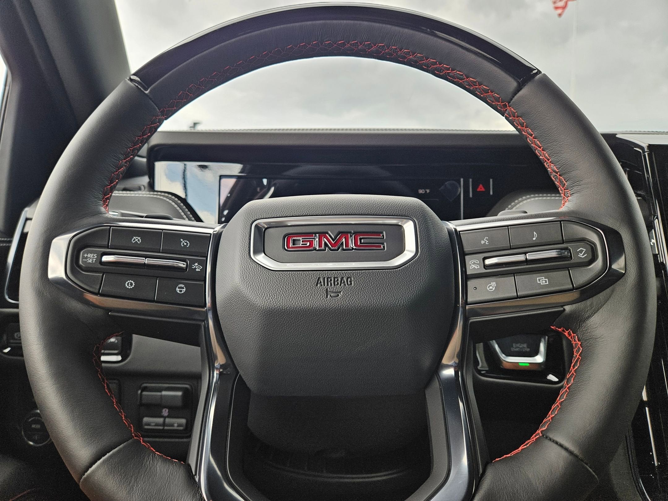 2026 GMC Yukon XL AT4 Ultimate - Photo 11