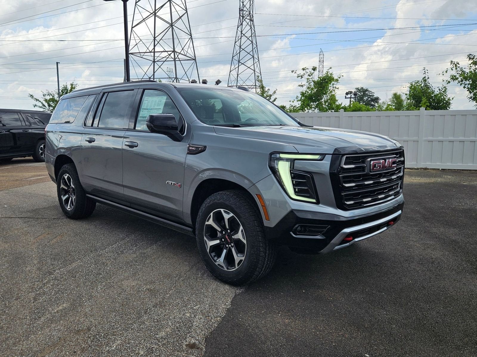 2026 GMC Yukon XL AT4 Ultimate - Photo 8