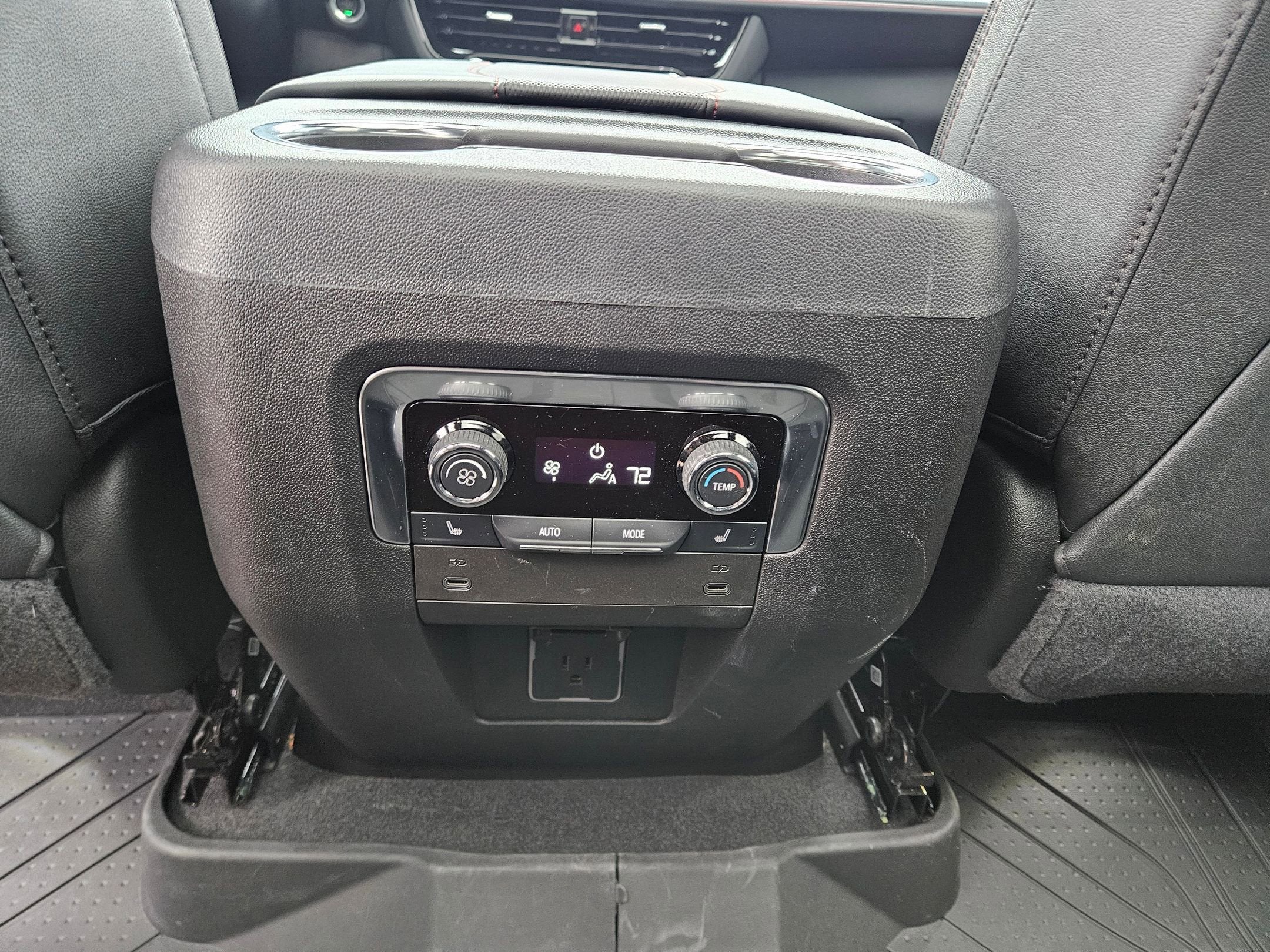 2025 Chevrolet Tahoe RST