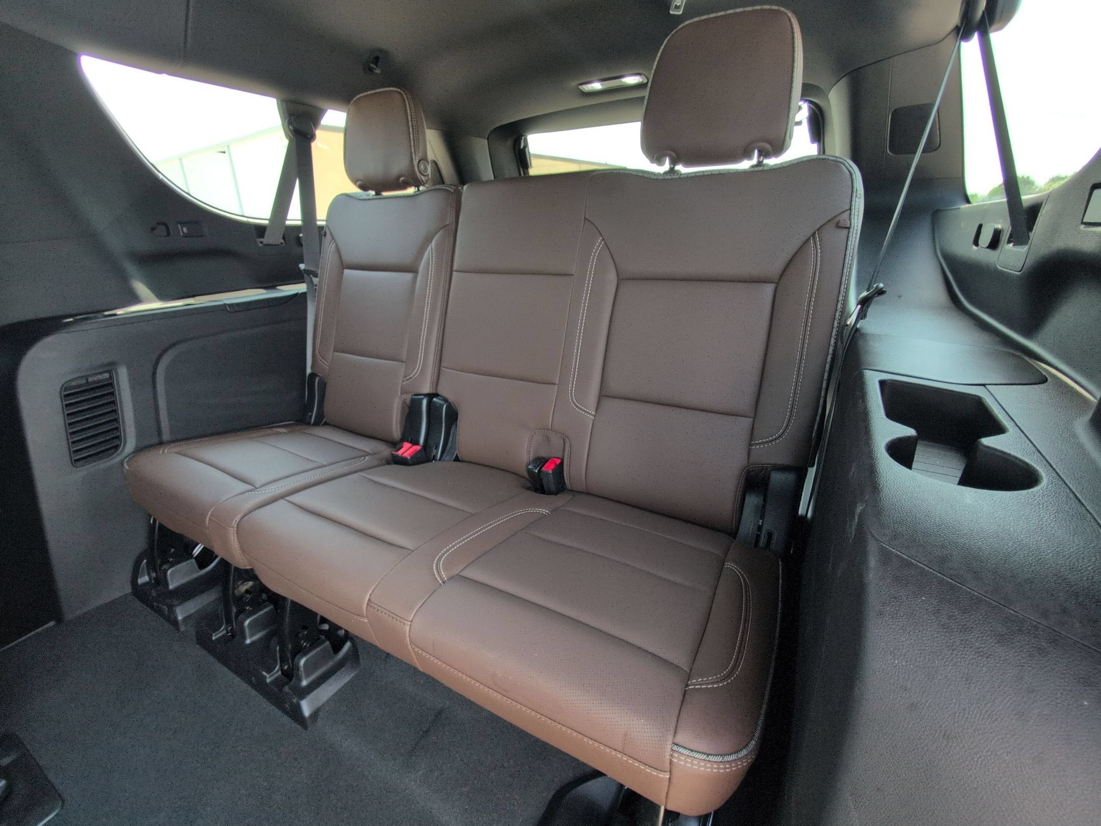2024 Chevrolet Suburban High Country
