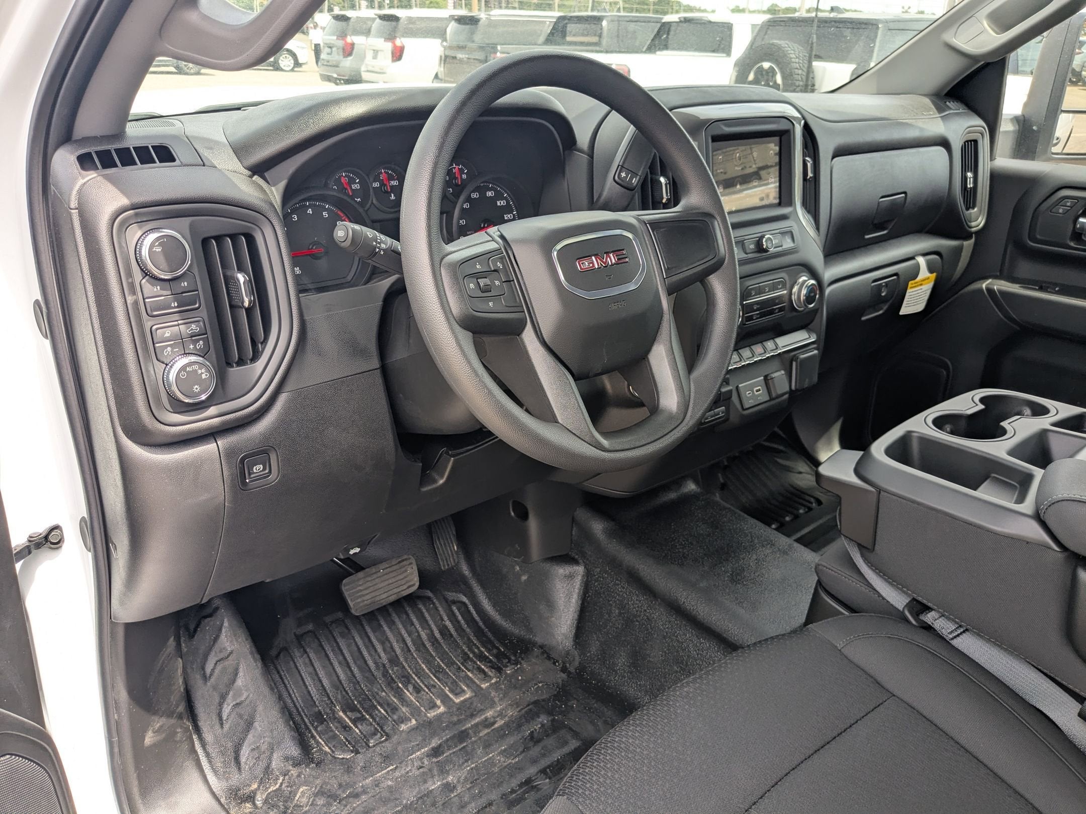 2025 GMC Sierra 2500 HD Pro