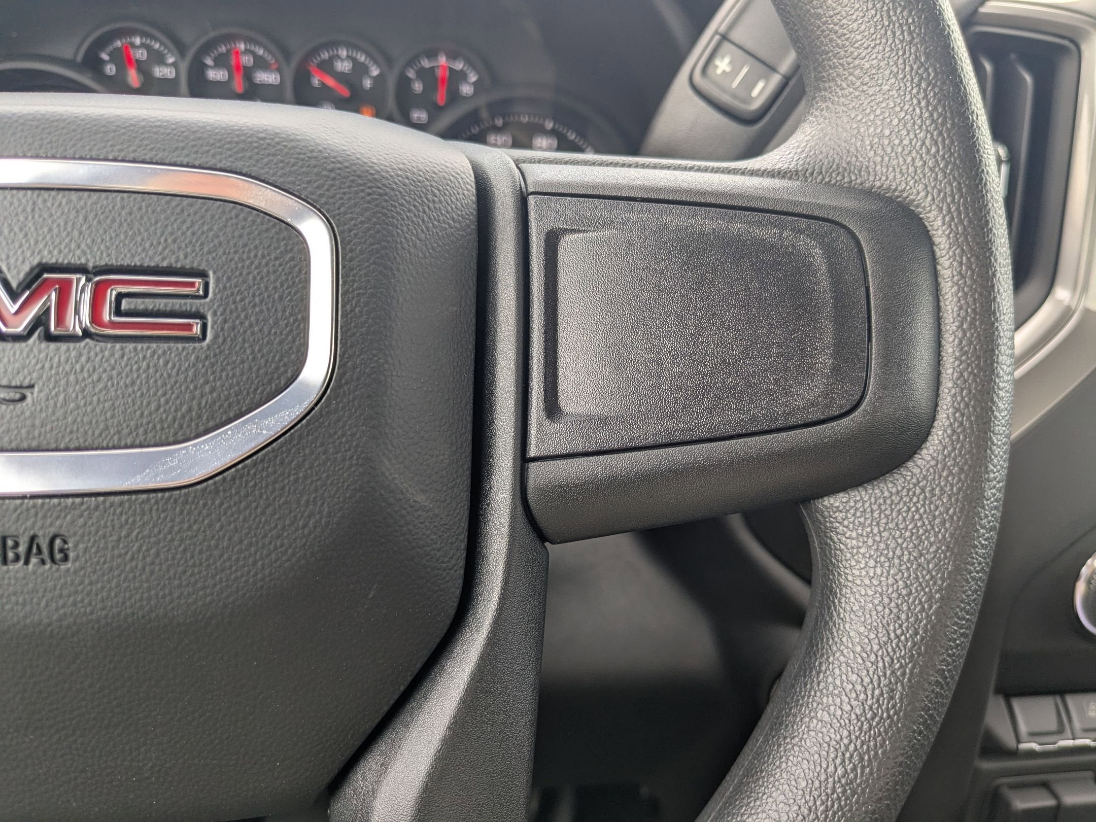 2025 GMC Sierra 2500 HD Pro