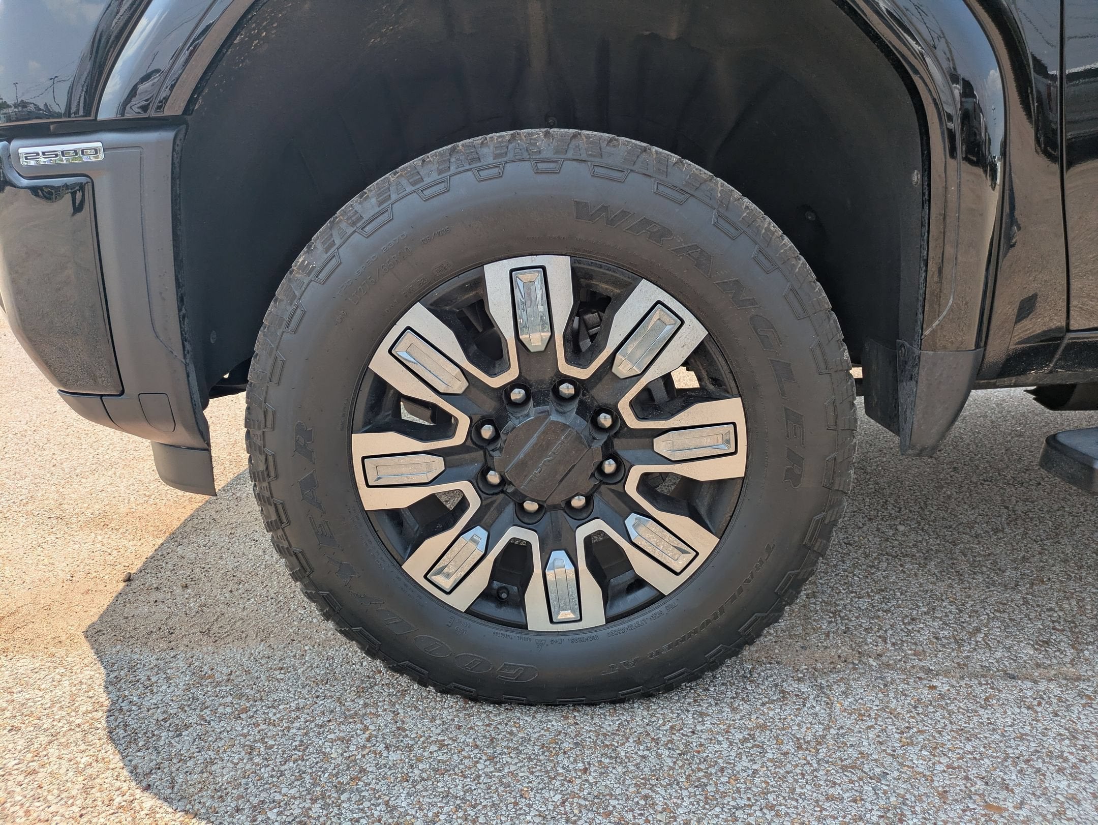 2025 GMC Sierra 2500 HD Denali