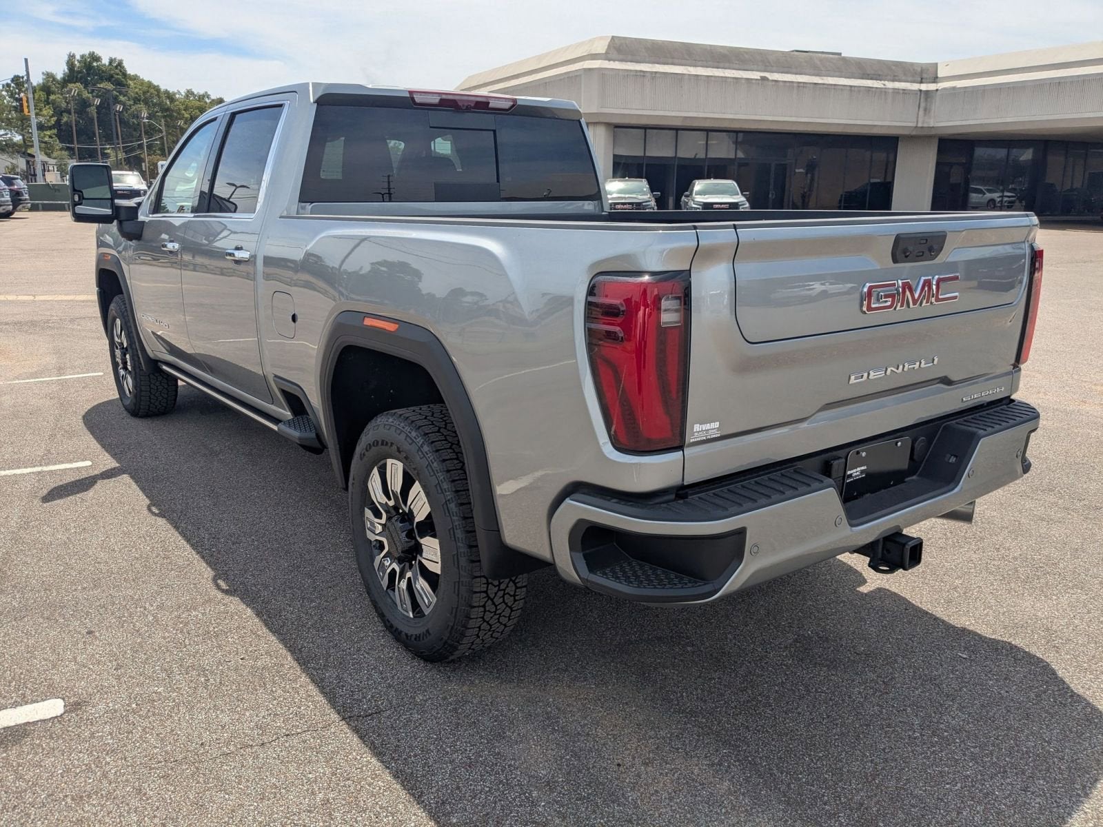 2025 GMC Sierra 2500 HD Denali