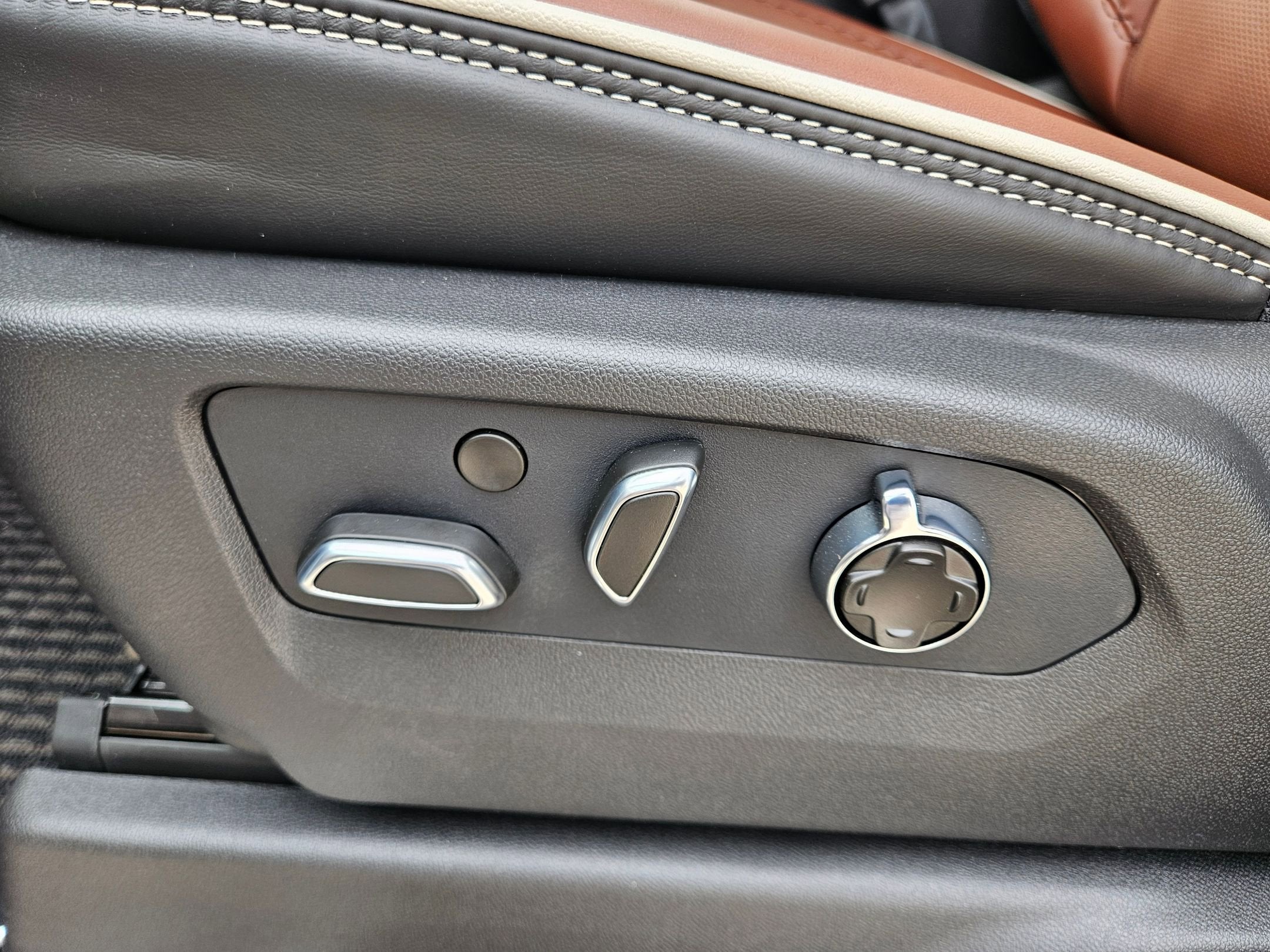 2026 GMC Sierra 2500HD Denali Ultimate - Photo 24