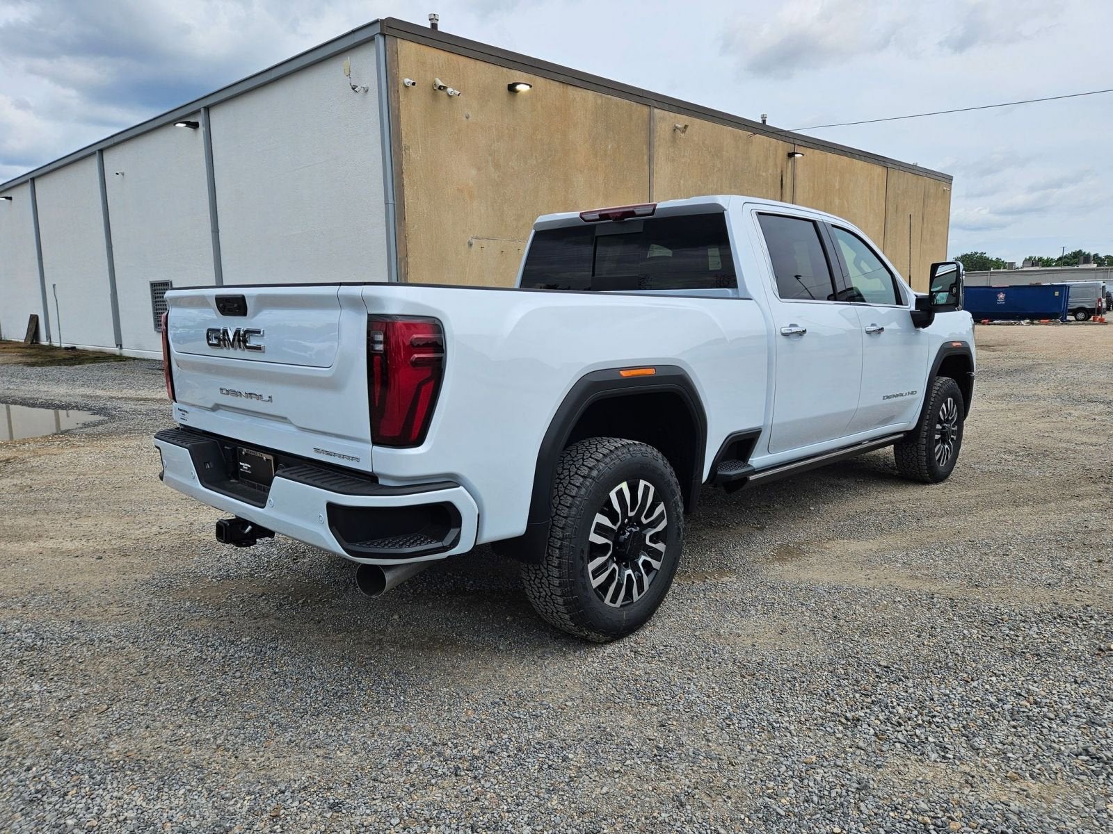 2026 GMC Sierra 2500HD Denali Ultimate - Photo 6