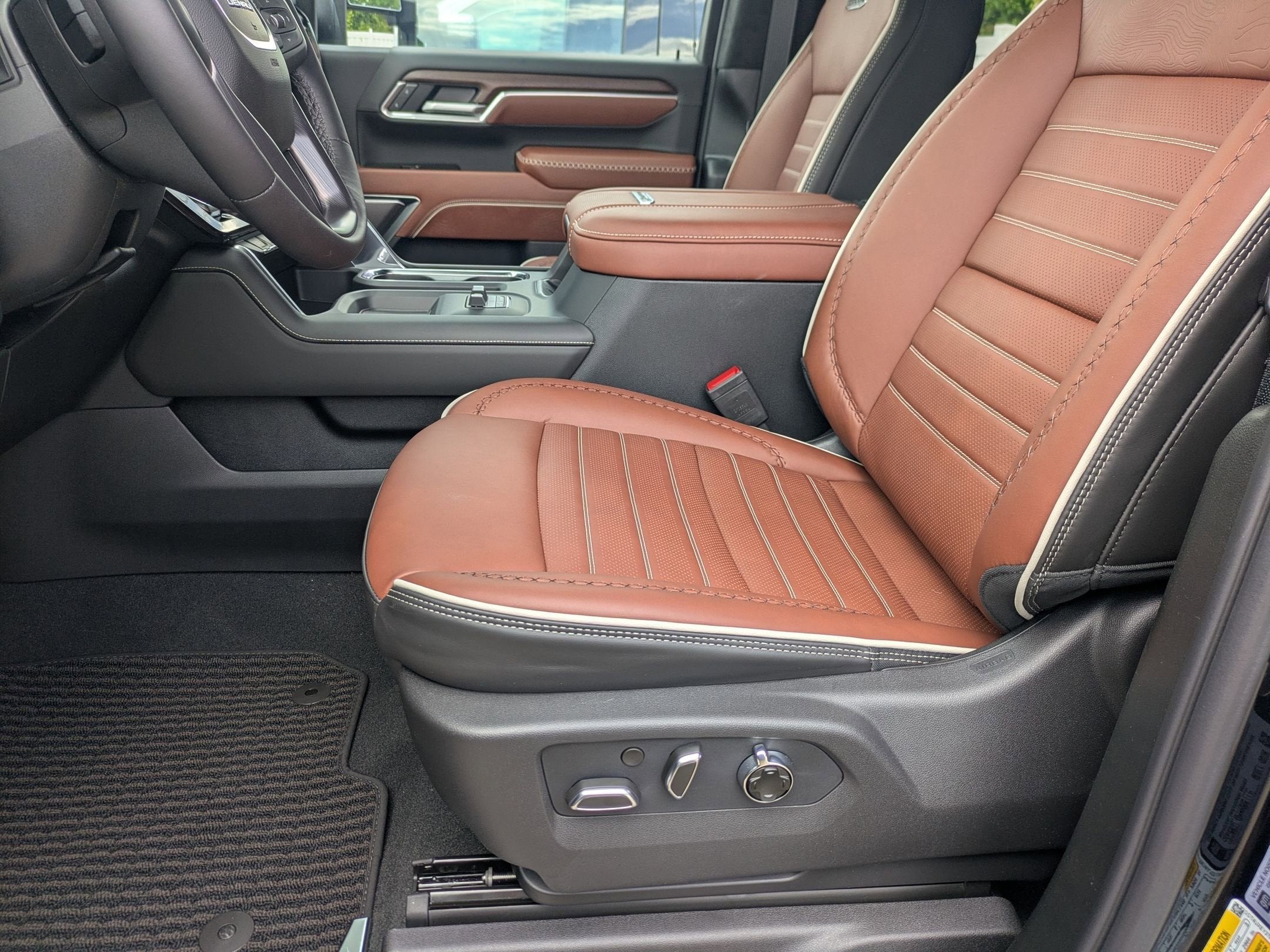 2026 GMC Sierra 2500HD Denali Ultimate - Photo 24