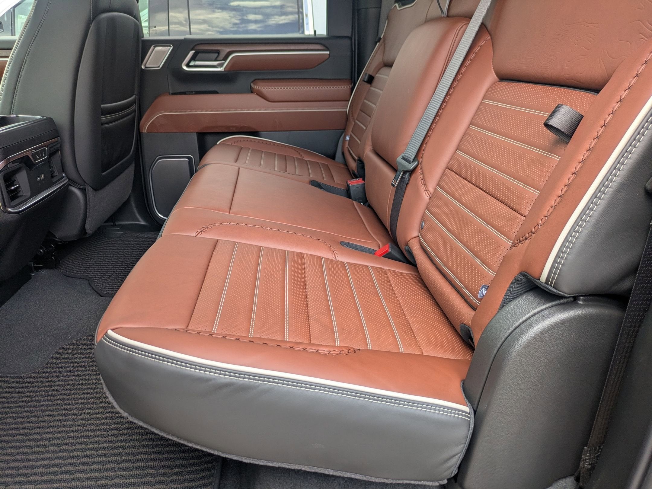 2026 GMC Sierra 2500HD Denali Ultimate - Photo 30