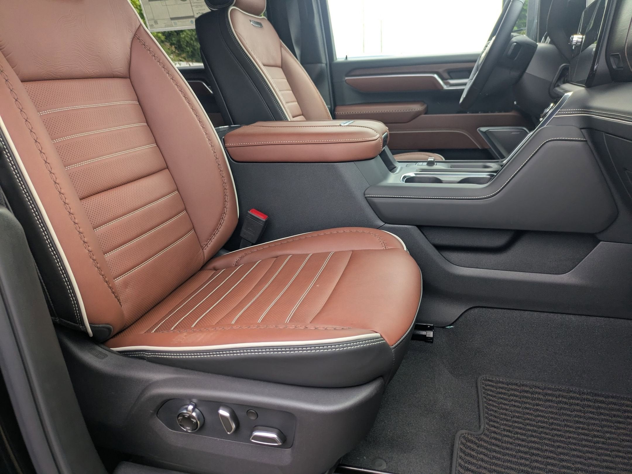 2026 GMC Sierra 2500HD Denali Ultimate - Photo 32