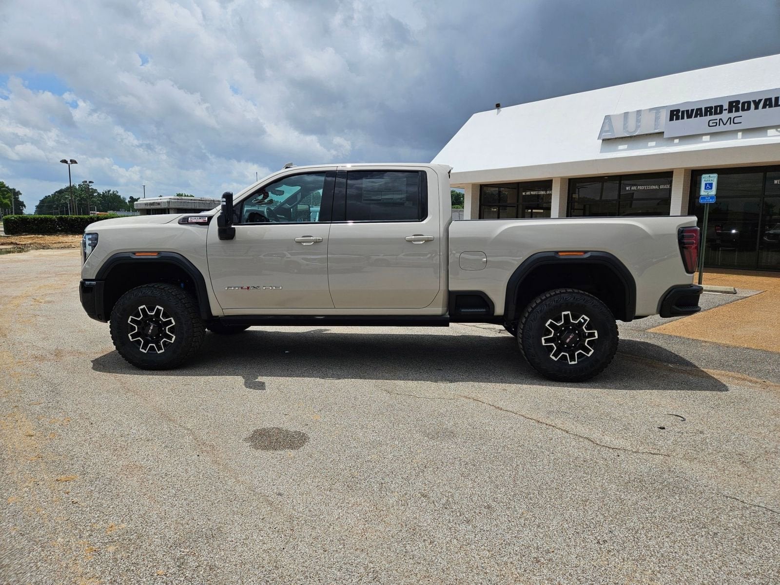 2026 GMC Sierra 2500 HD AT4X