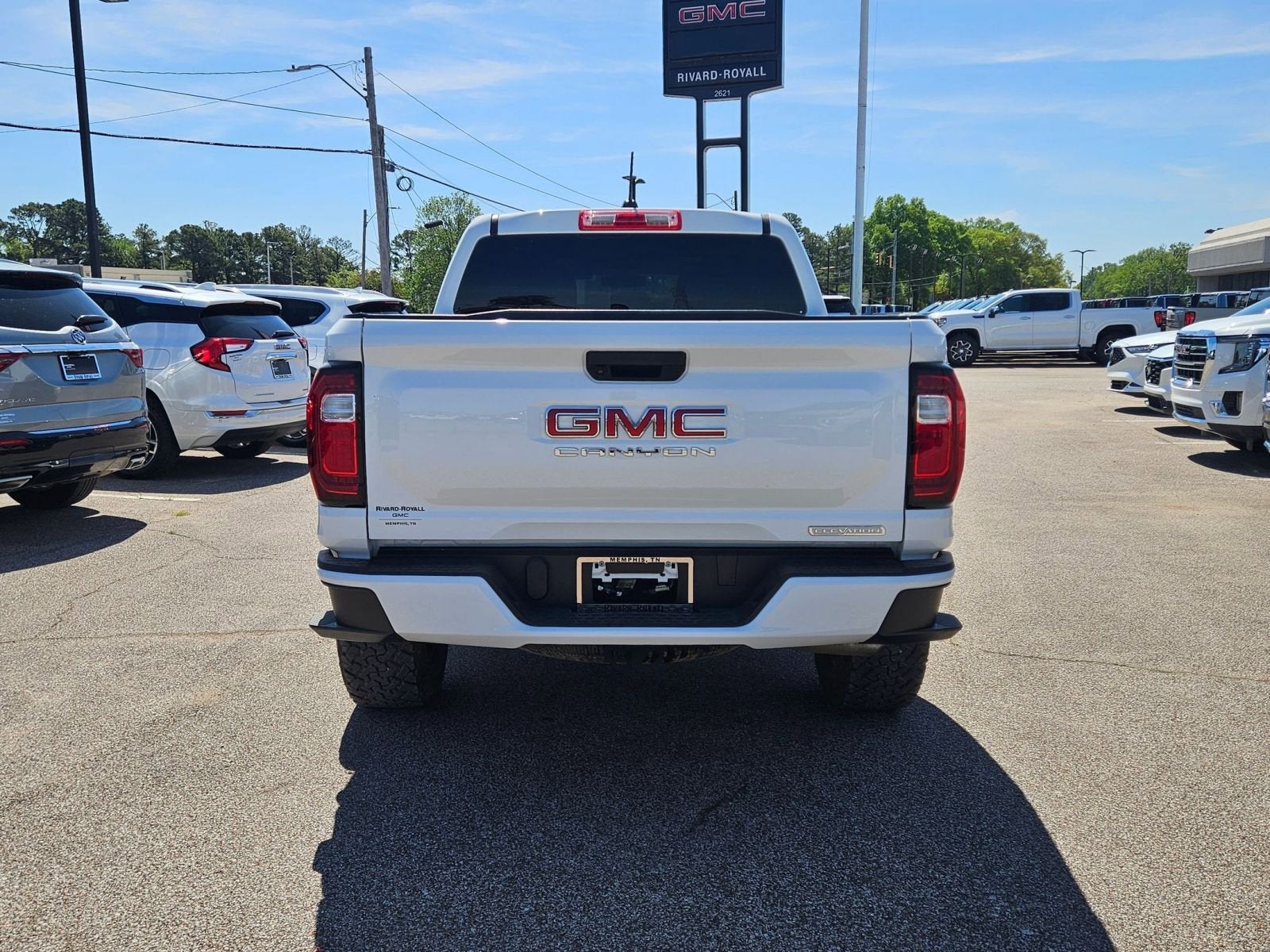 2024 GMC Canyon Elevation