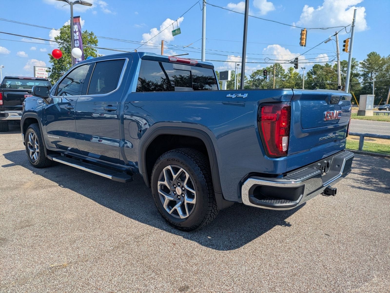 2024 GMC Sierra 1500 SLE