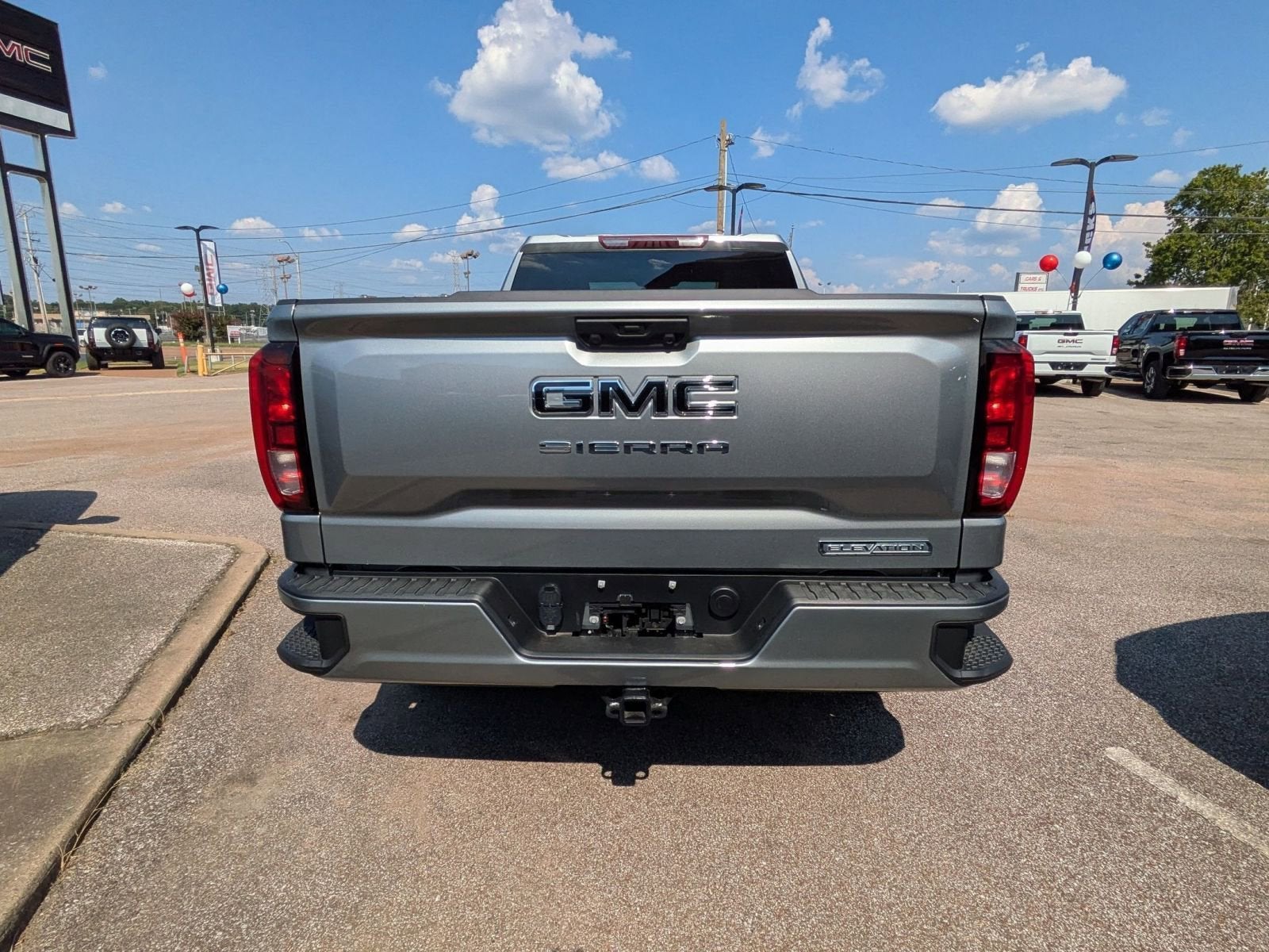 2025 GMC Sierra 1500 Elevation
