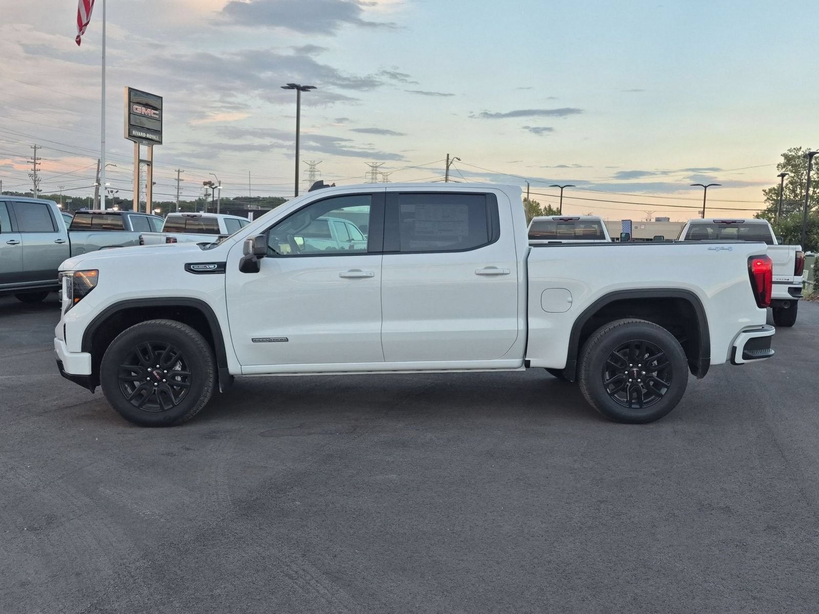 2026 GMC Sierra 1500 Elevation