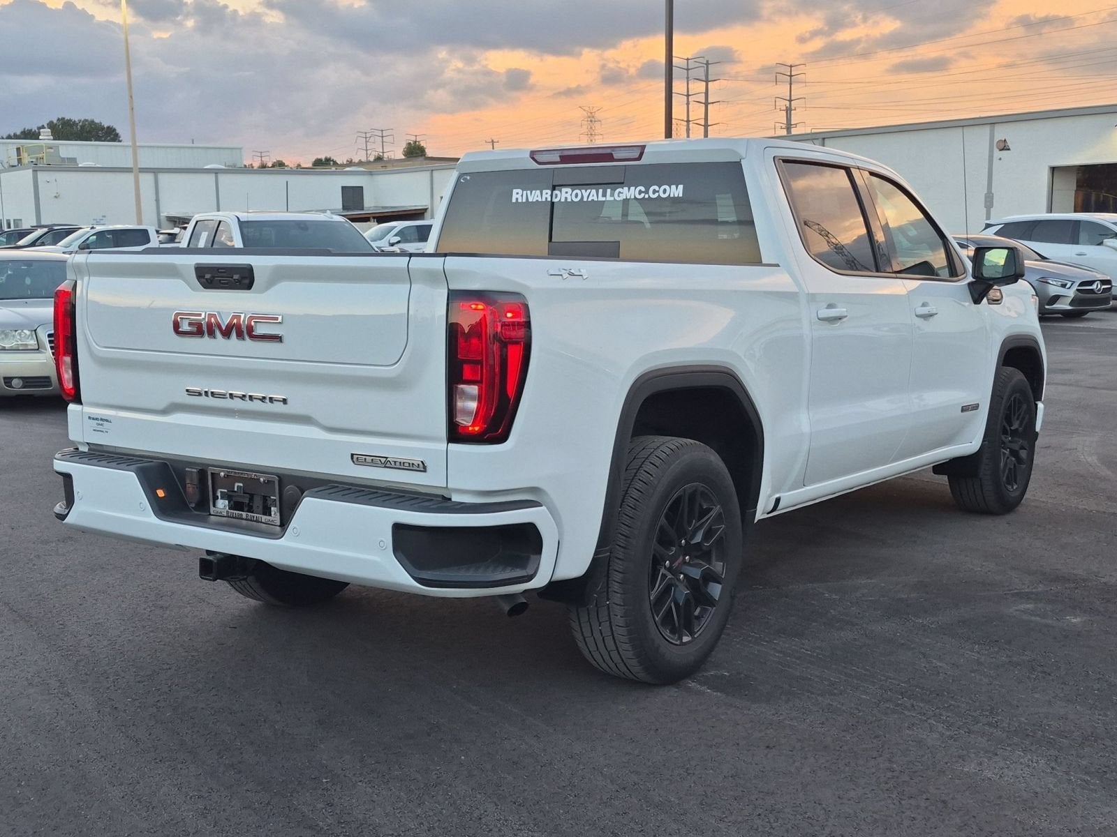 2026 GMC Sierra 1500 Elevation