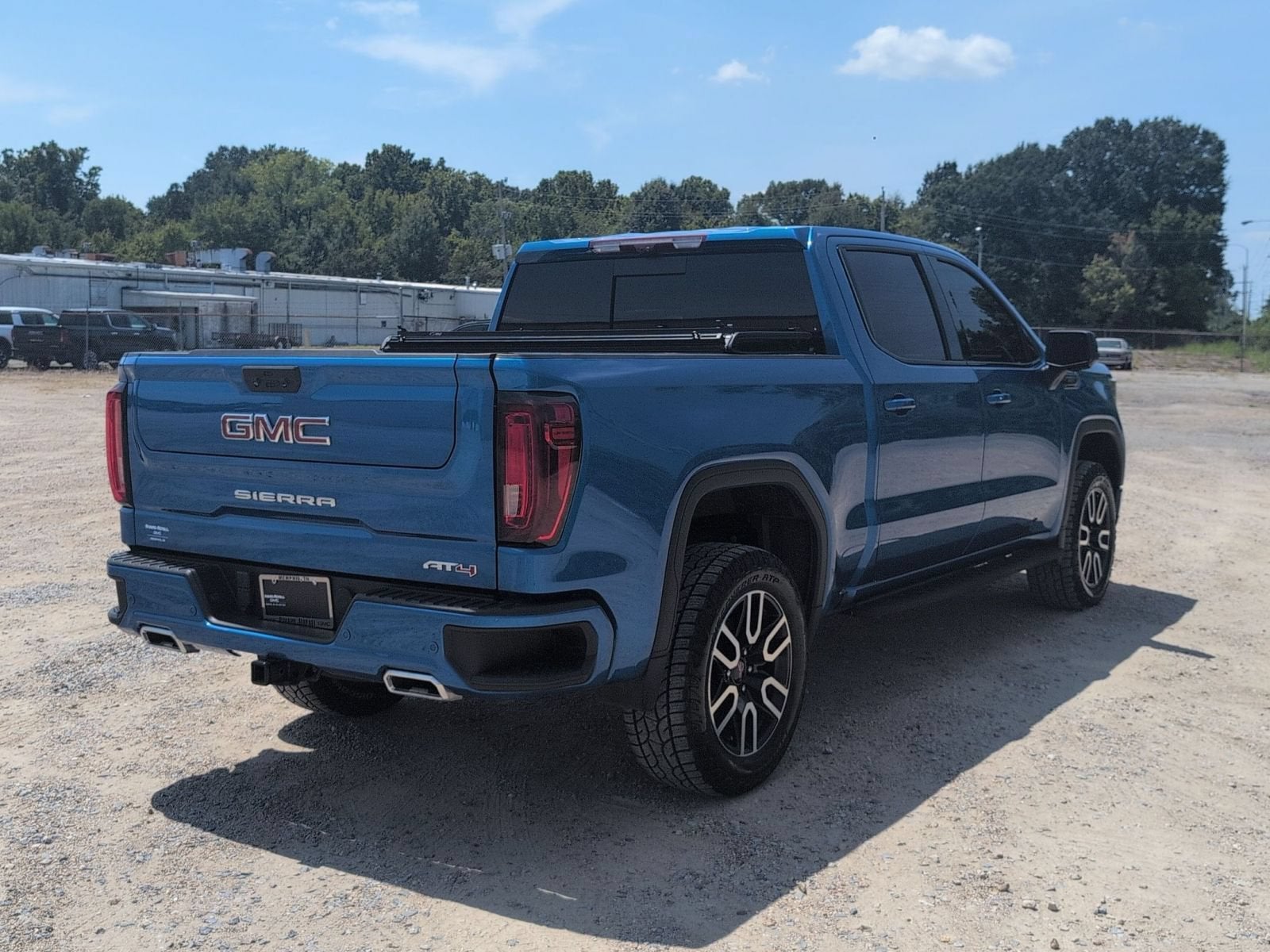 2023 GMC Sierra 1500 AT4