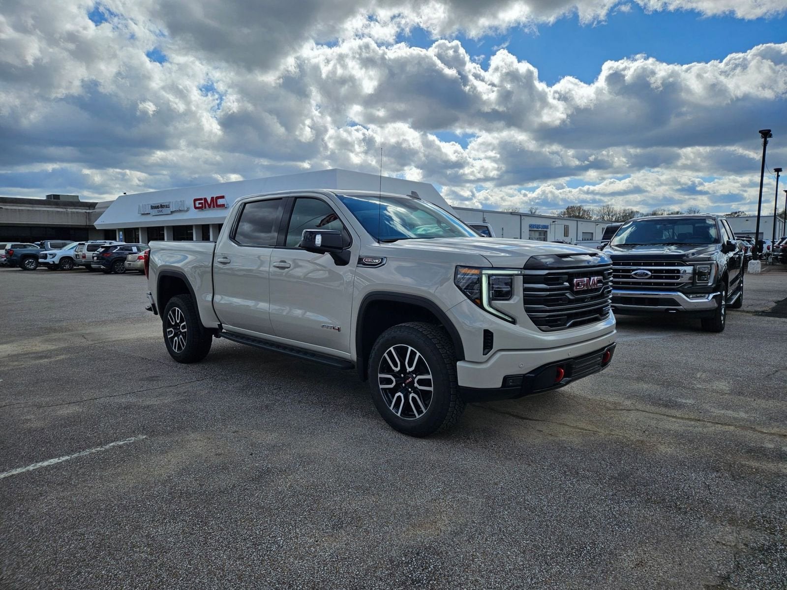 2026 GMC Sierra 1500 AT4
