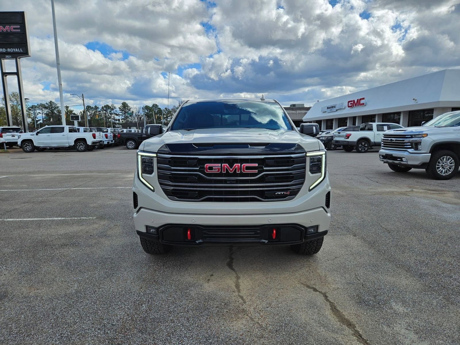 2026 GMC Sierra 1500 AT4
