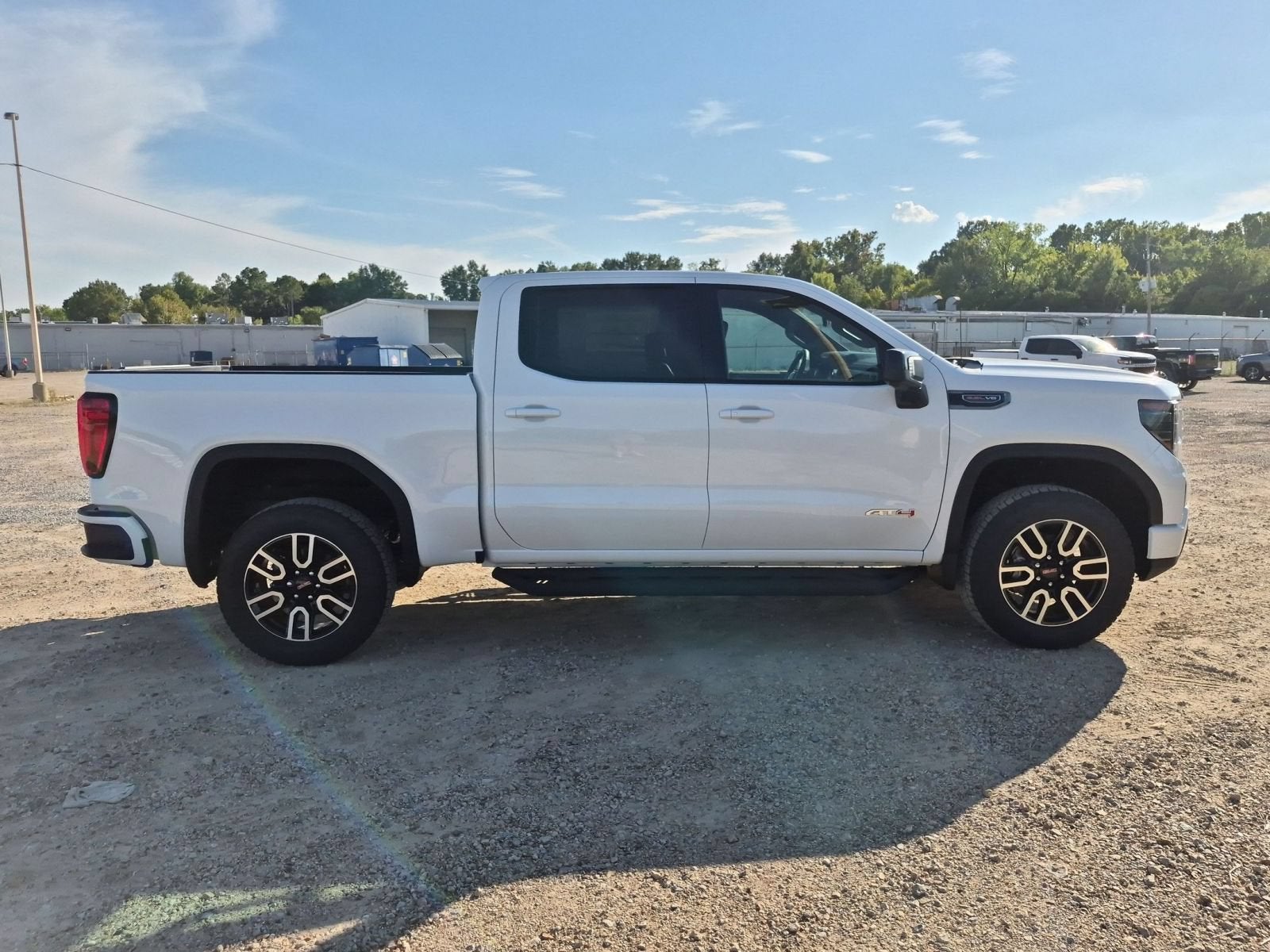 2026 GMC Sierra 1500 AT4 - Photo 7