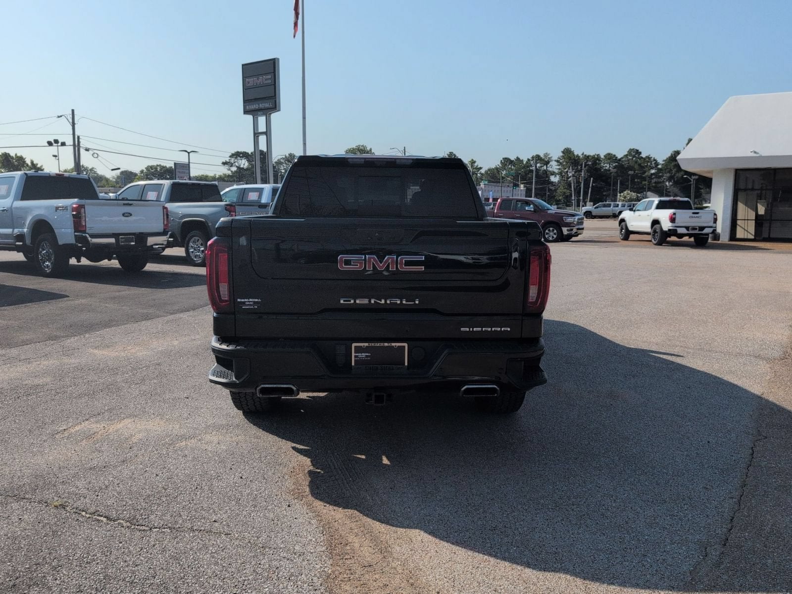 2023 GMC Sierra 1500 Denali