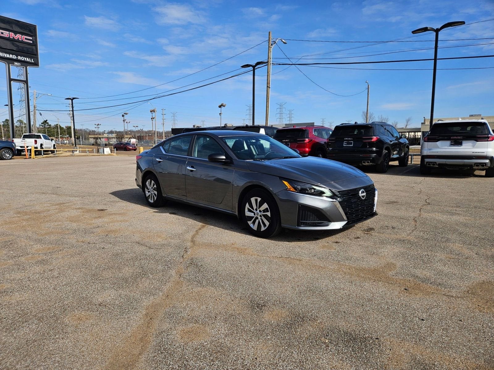 2025 Nissan Altima S FWD